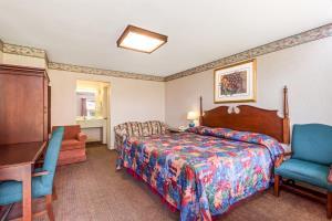 Oyo East Hotel 2*