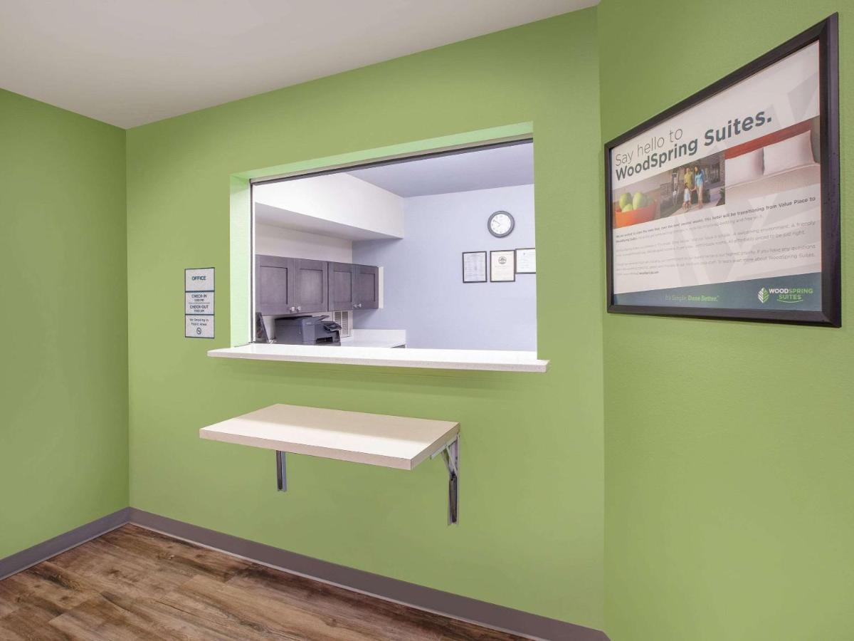 Woodspring San Antonio North I-35 Hotel 2*