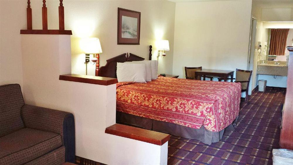 Hotel Econo & Downtown