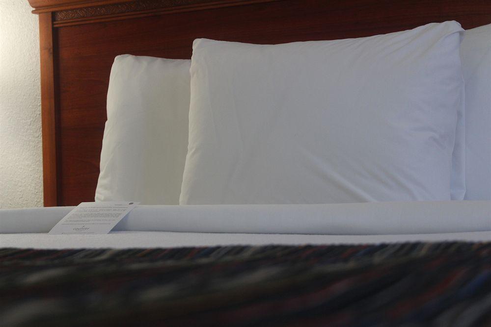 Country & By Radisson, Lackland Afb , Tx San Antonio