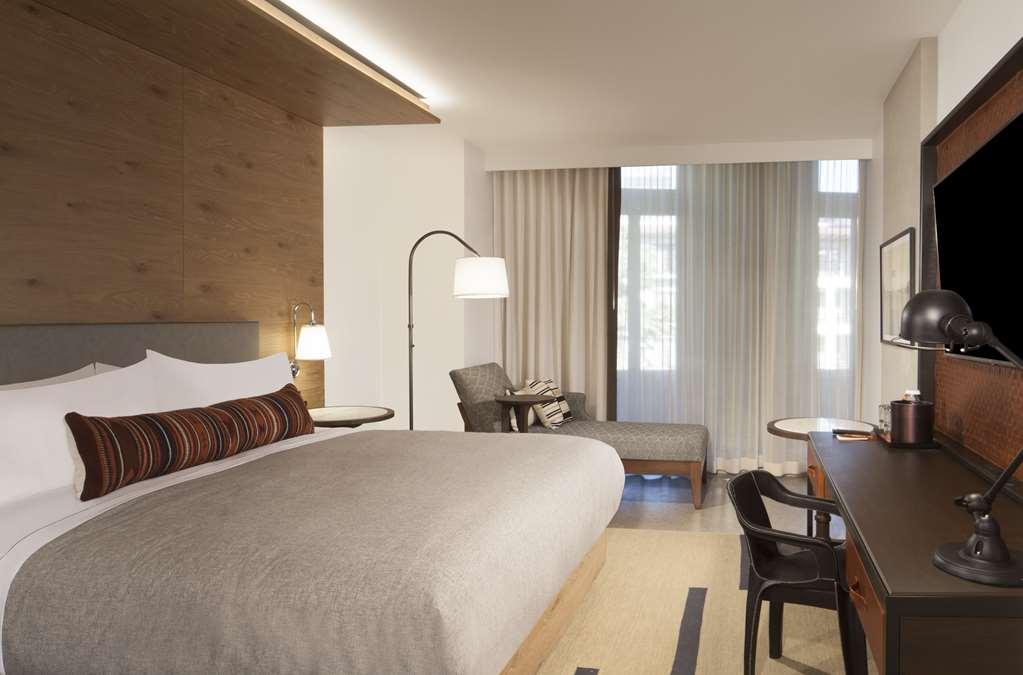Canopy By Hilton Riverwalk 4*