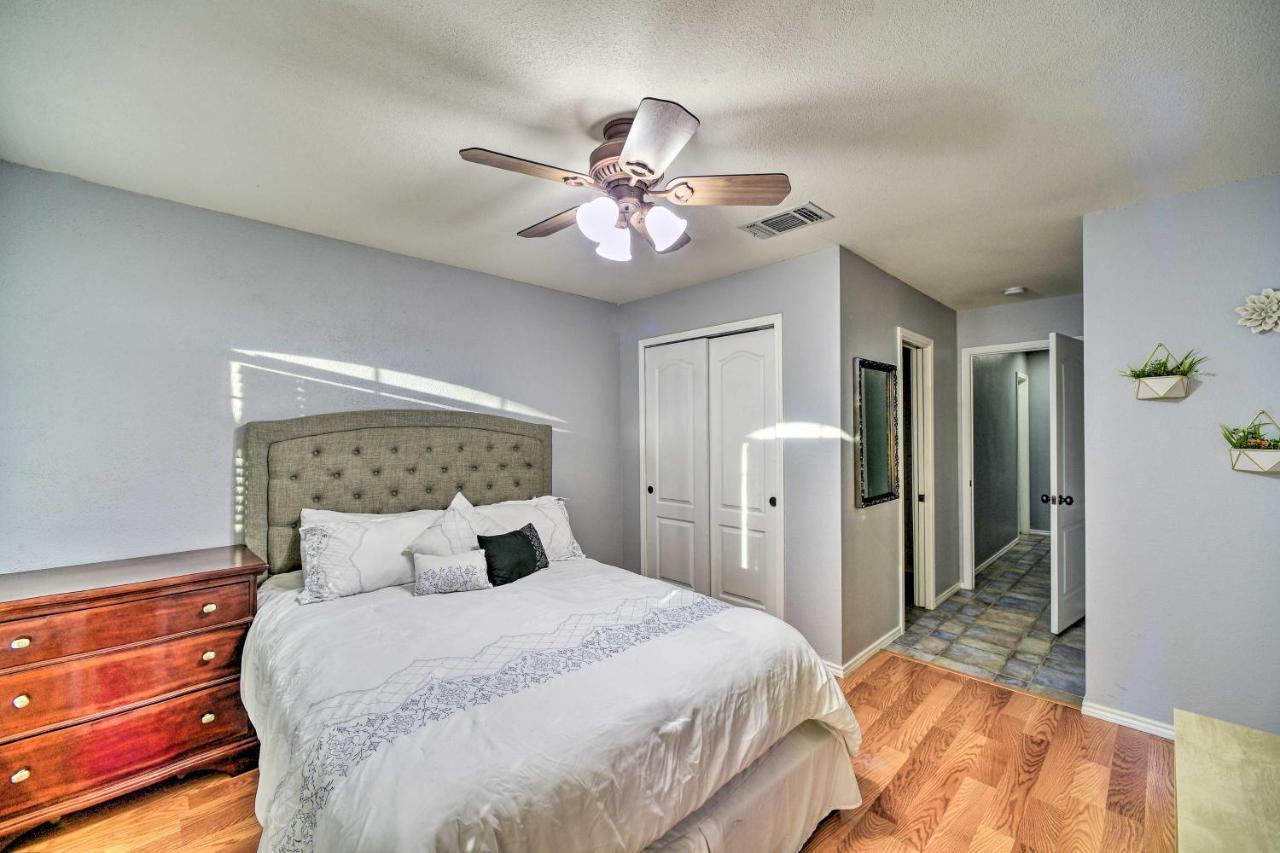 Peaceful Oasis With Private Pool And Grill Holiday home San Antonio