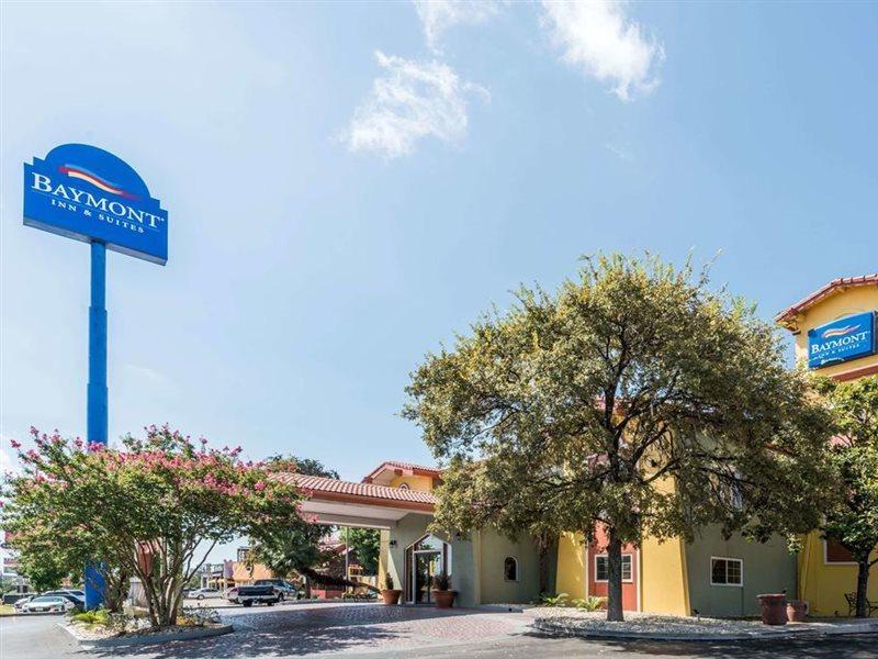 Baymont By Wyndham Near South Texas Medical Ctr Hotel San Antonio