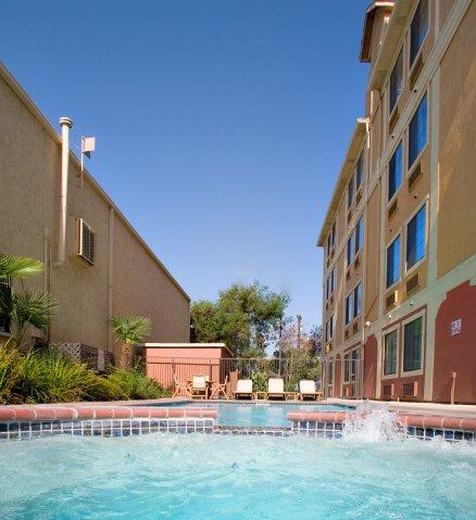 Hotel Express & - Downtown Market Area By Ihg