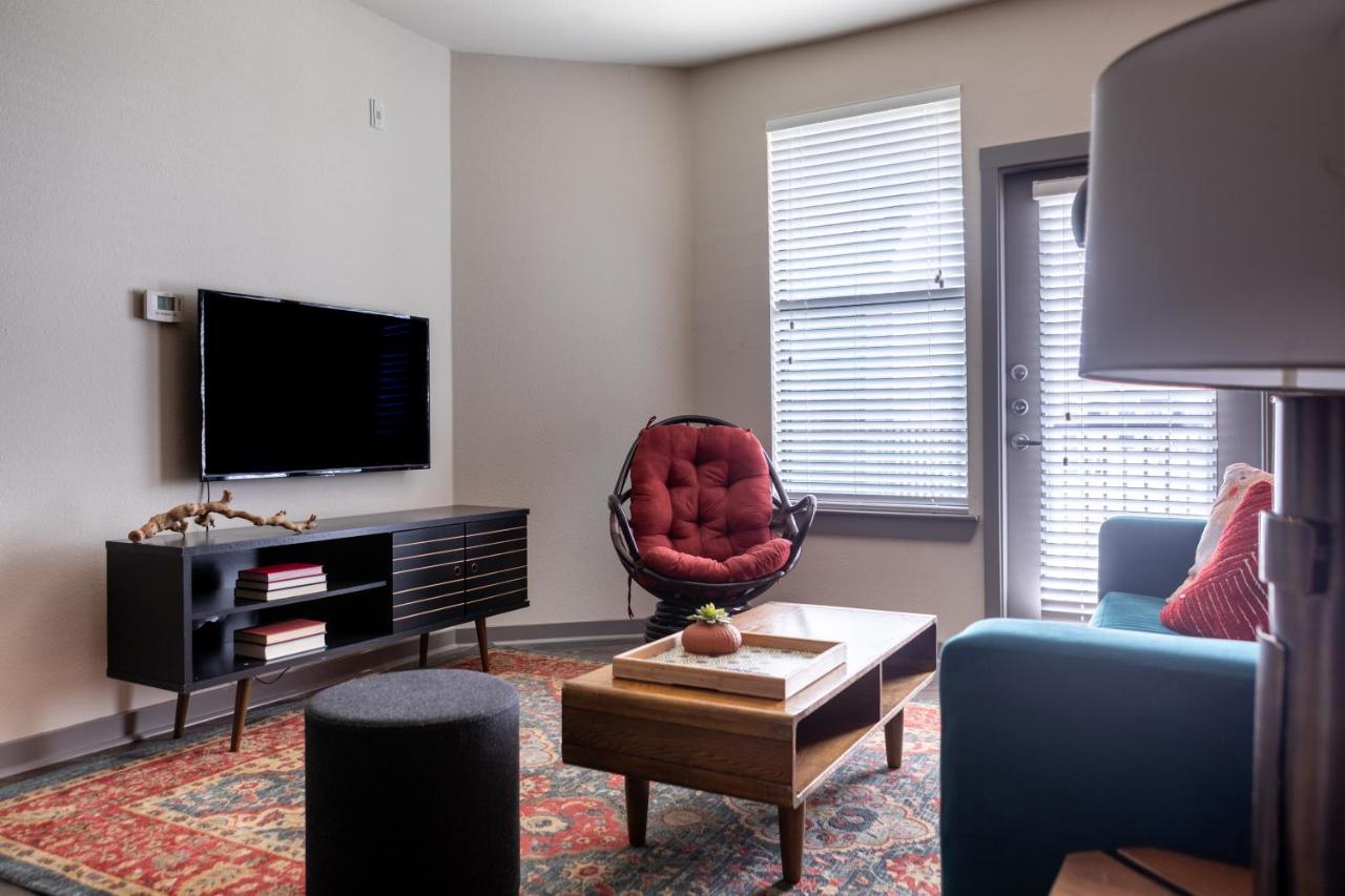 Wanderjaunt - Alamo Heights Apartment