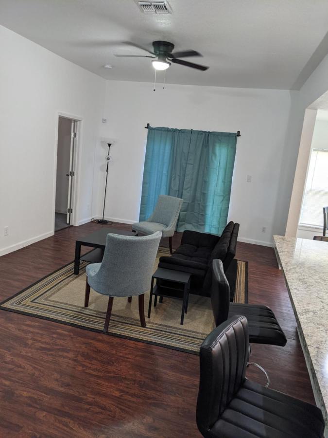 Cozy *downtown Getaway* Holiday home San Antonio