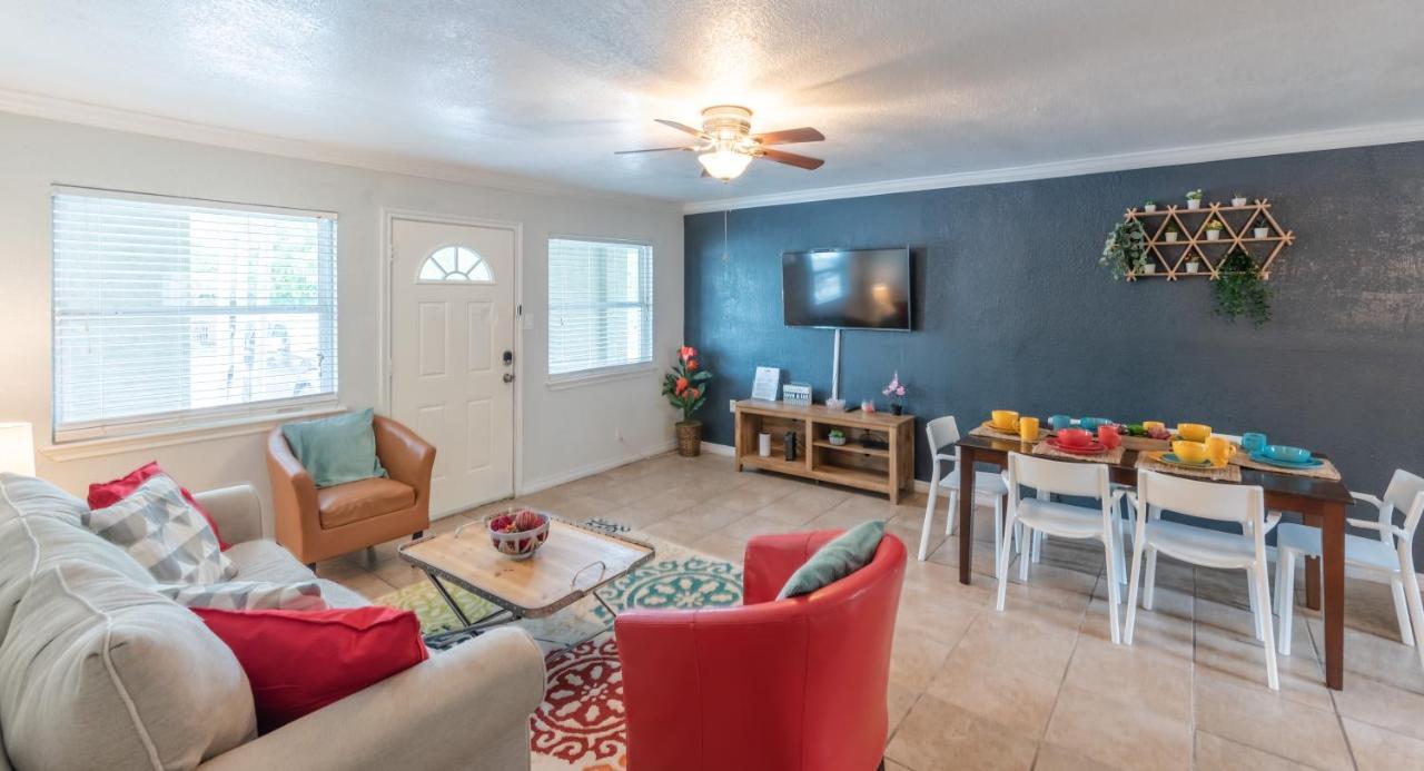 Beautiful At Botanical Gardens Apartment San Antonio