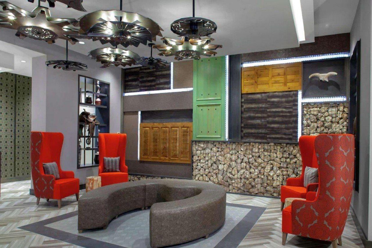 Hotel Home2 By Hilton On The Riverwalk 3*
