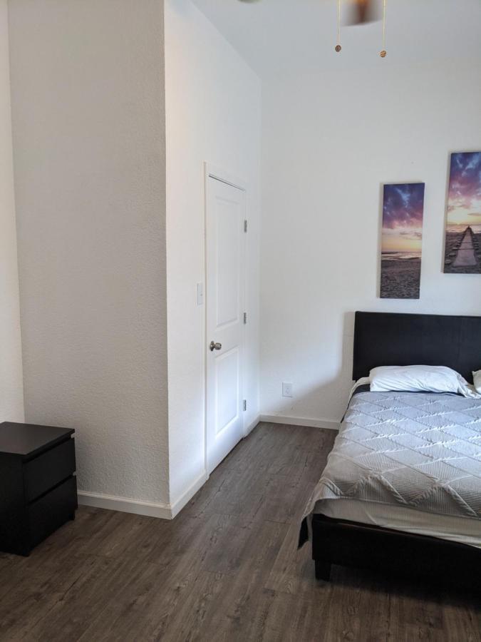 Cozy *downtown Getaway* San Antonio
