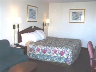 The At Market Square 2*