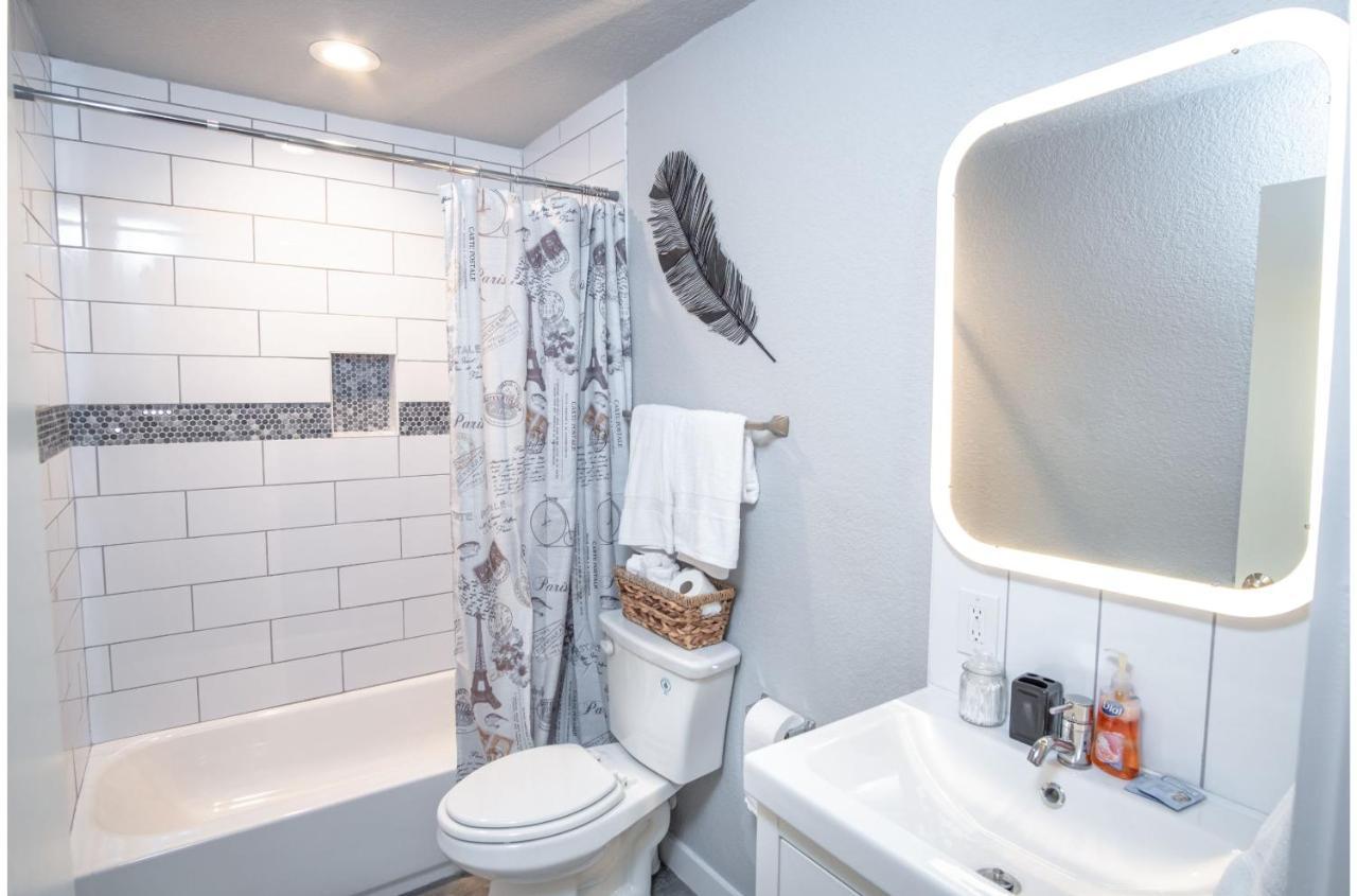 Holiday home Stylish 4 Br2ba Renovated Near Downtown San Antonio