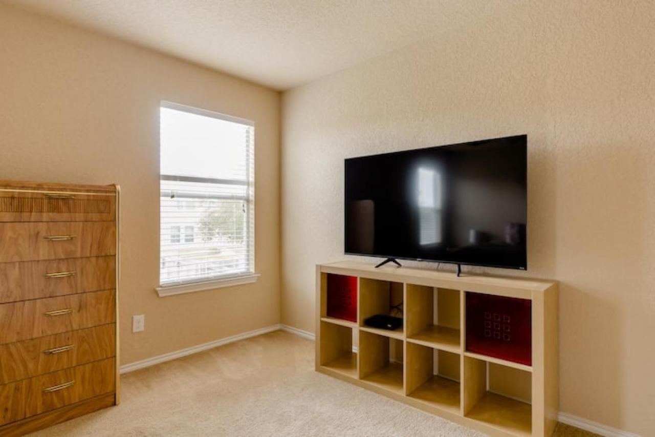 Hero's Away From - Fun Family Getaway * San Antonio
