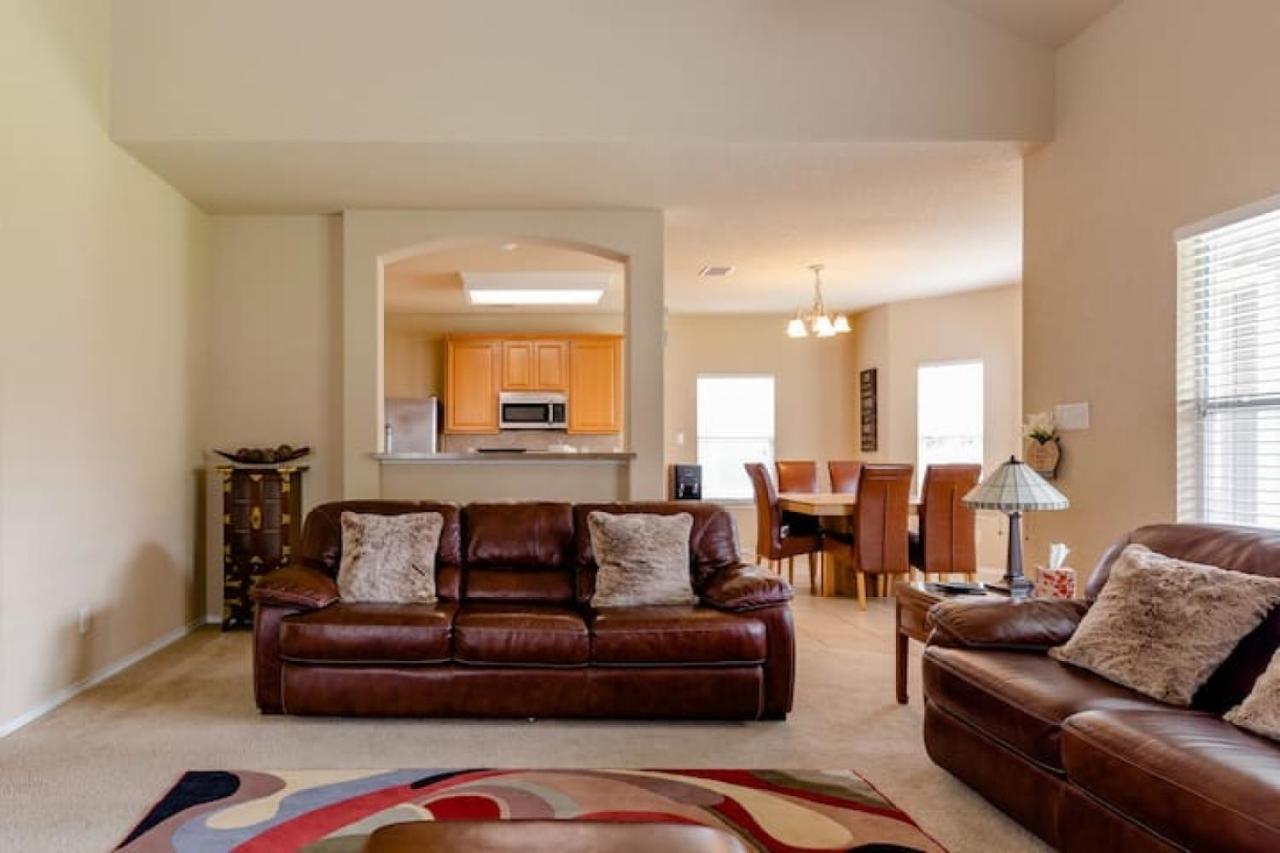 Hero's Away From - Fun Family Getaway Holiday home