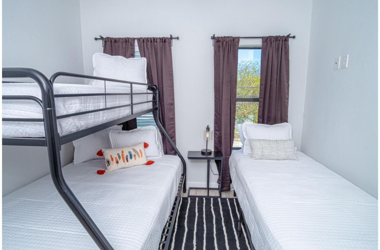 Apartment Spectacular 3 Bedroom 2 And A Half Ba Near Downtown San Antonio