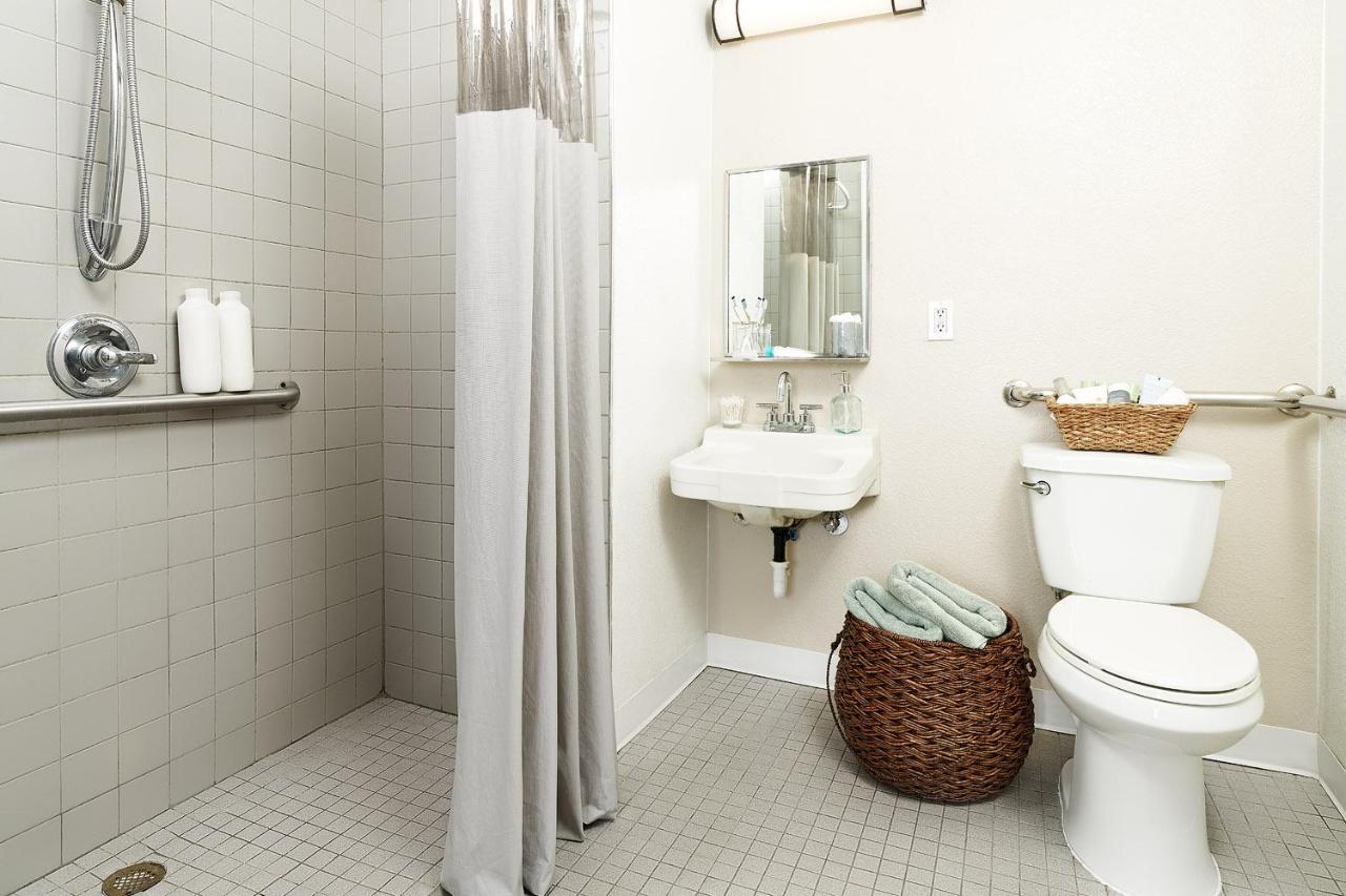 Intown Suites Extended Stay San Antonio Tx - Seaworld Hotel 2*