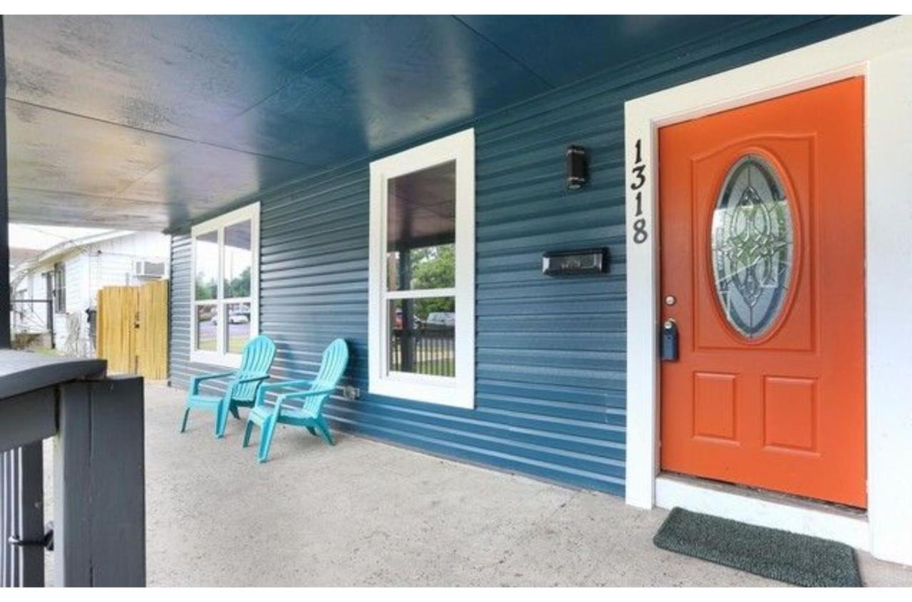 Stylish 4 Br2ba Renovated Near Downtown