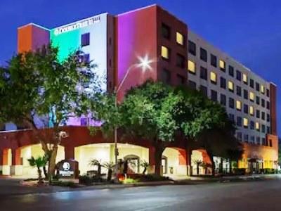 Hotel Doubletree By Hilton Downtown