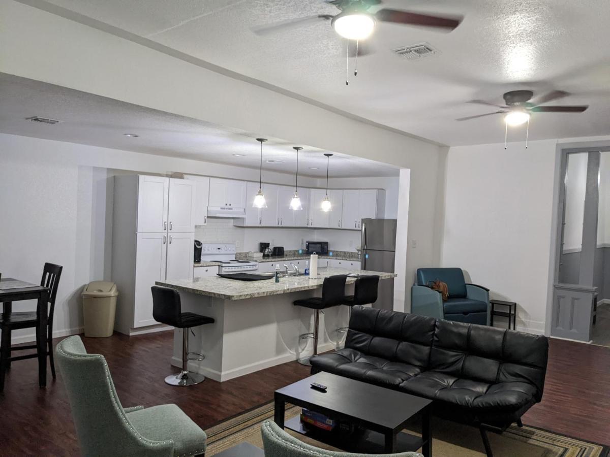 Cozy *downtown Getaway* * San Antonio