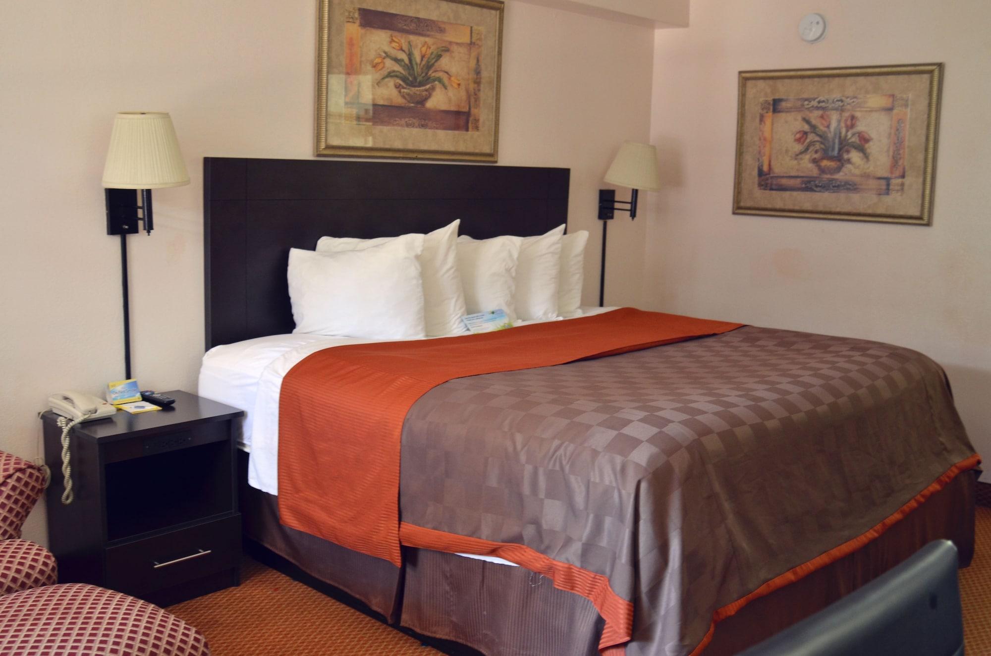 Deluxe Near Lackland Afb *