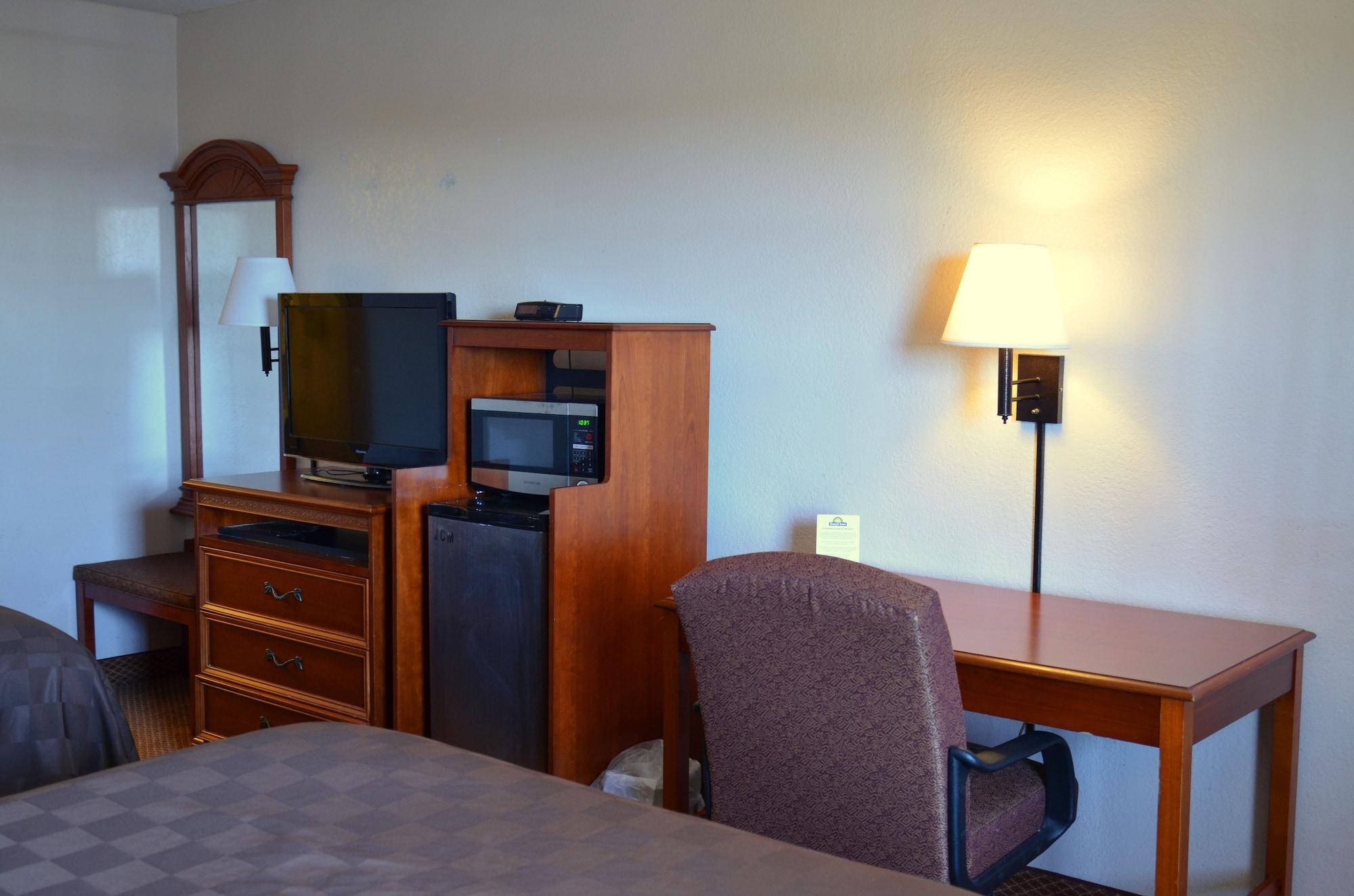 Deluxe Near Lackland Afb *