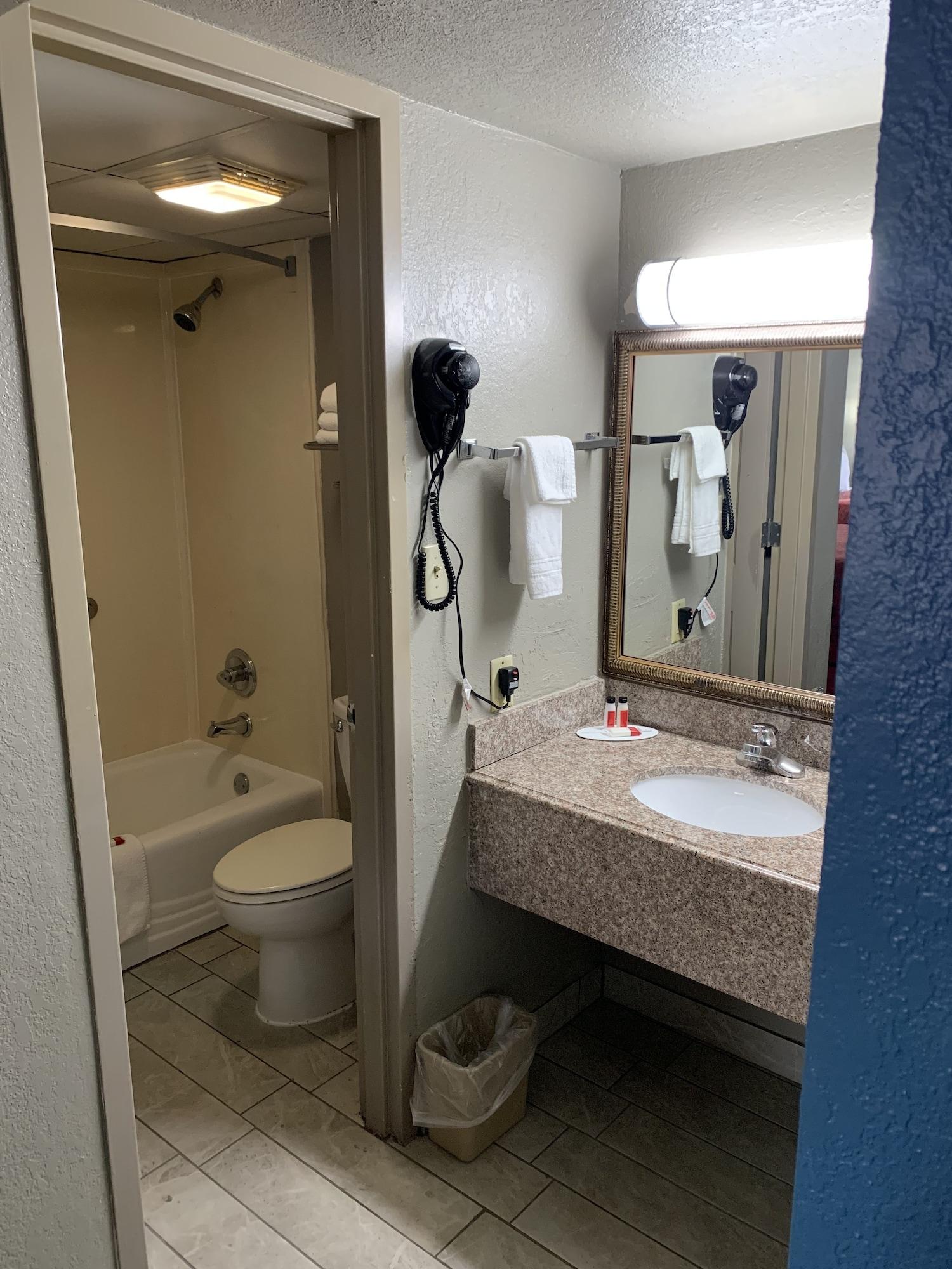 Hotel Days By Wyndham N.w. Medical Center