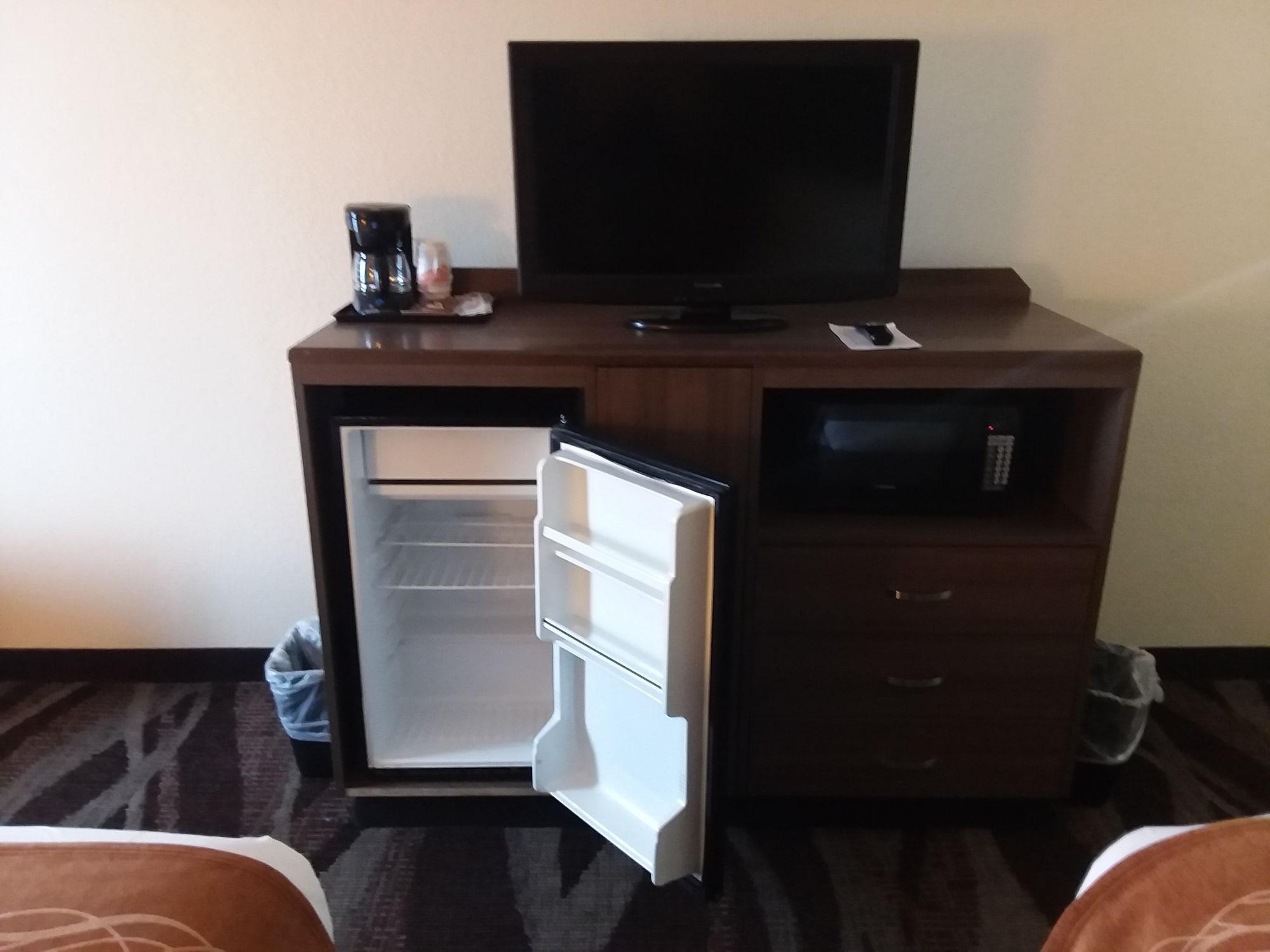 Comfort Near Frost Bank Center Inn