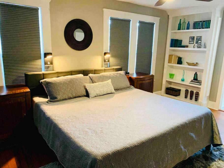 Pershing Place: Historic With Heated Spa/pool By Zoo, Pearl, Golf, Witte *