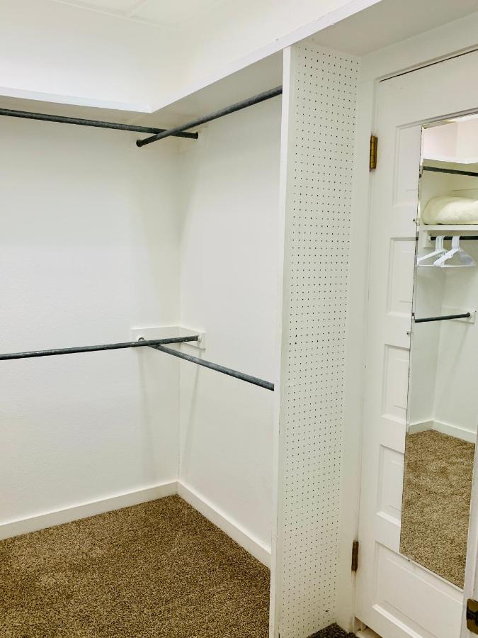 Holiday home Pershing Place: Historic With Heated Spa/pool By Zoo, Pearl, Golf, Witte