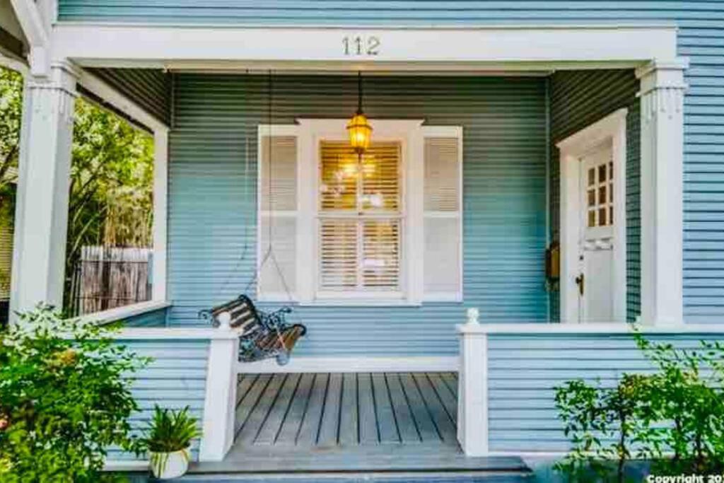 Pershing Place: Historic With Heated Spa/pool By Zoo, Pearl, Golf, Witte Holiday home *
