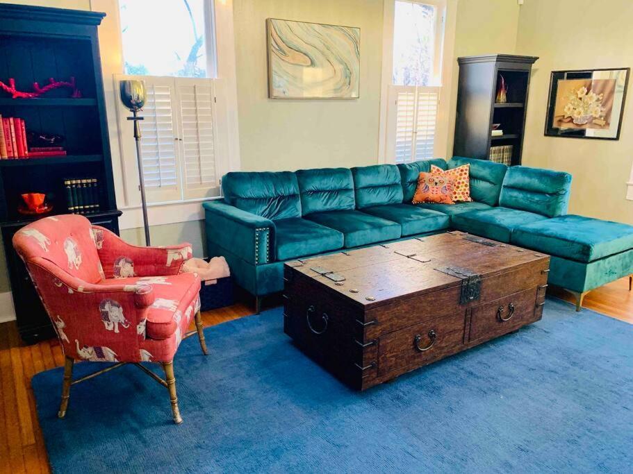 Pershing Place: Historic With Heated Spa/pool By Zoo, Pearl, Golf, Witte San Antonio