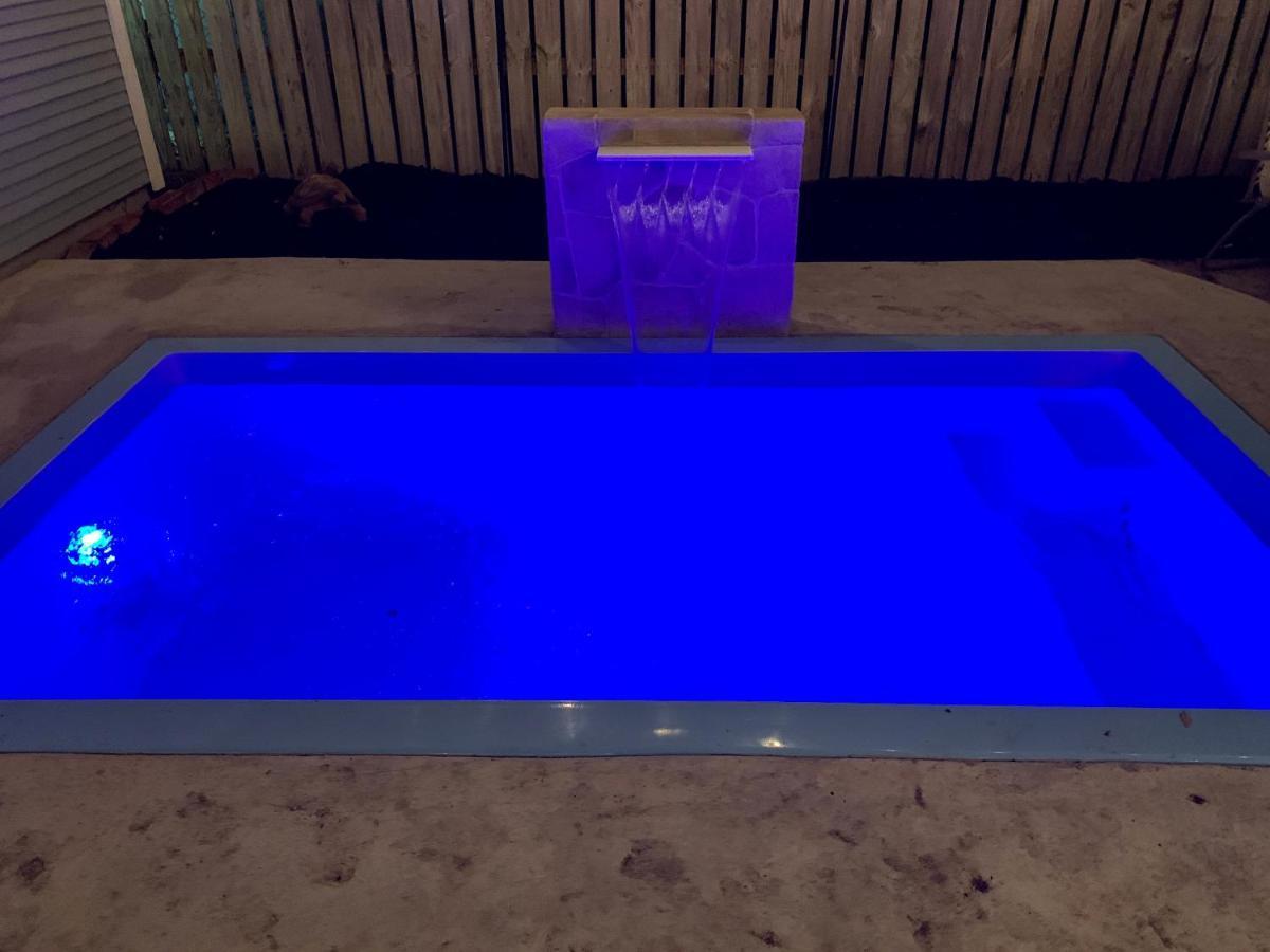Pershing Place: Historic With Heated Spa/pool By Zoo, Pearl, Golf, Witte *