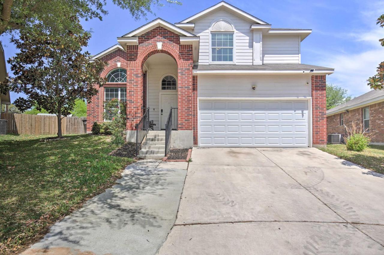 With Hot Tub - 1 Mi To Seaworld Holiday home *