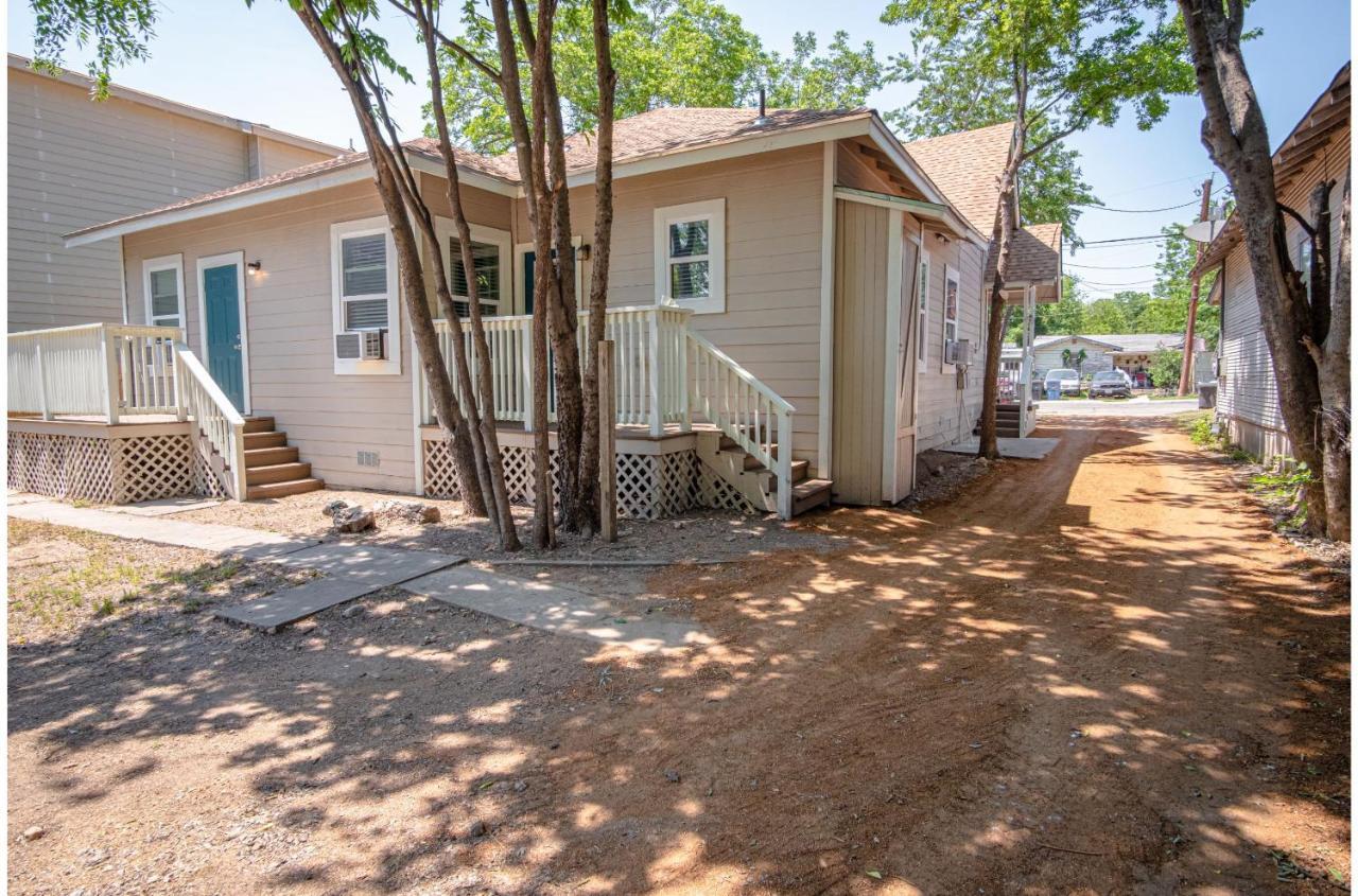 Fabulous Newly Renovated 1br1ba Near Downtown * San Antonio
