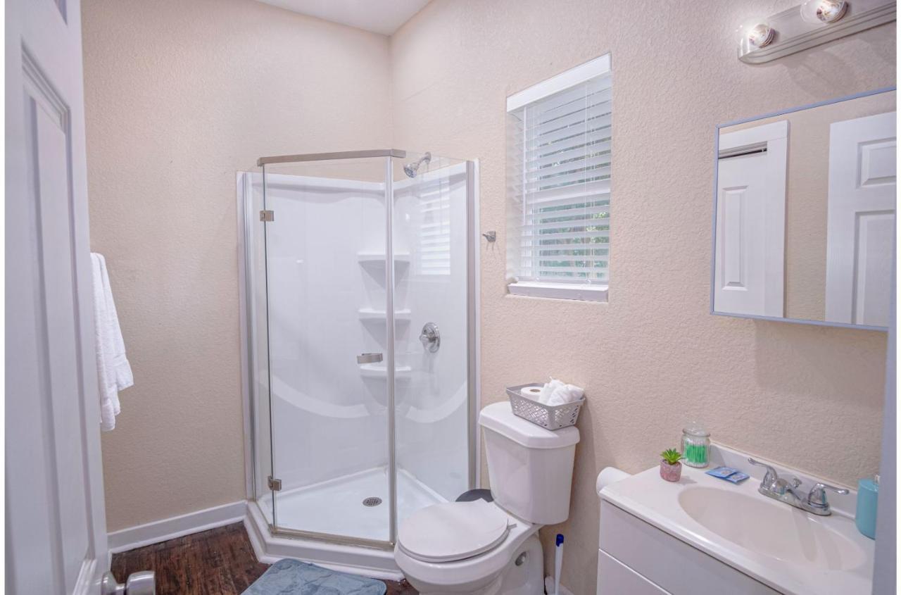 Fabulous Newly Renovated 1br1ba Near Downtown