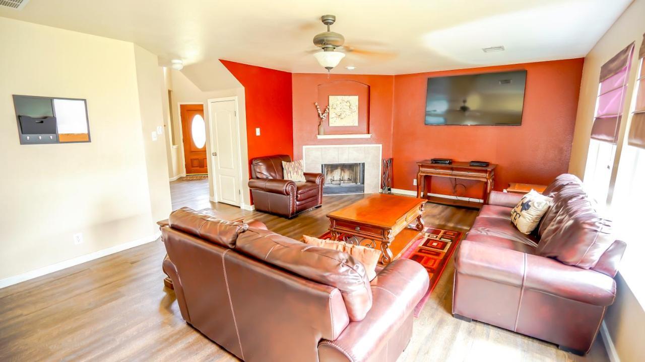 Holiday home Helotes Family Retreat *