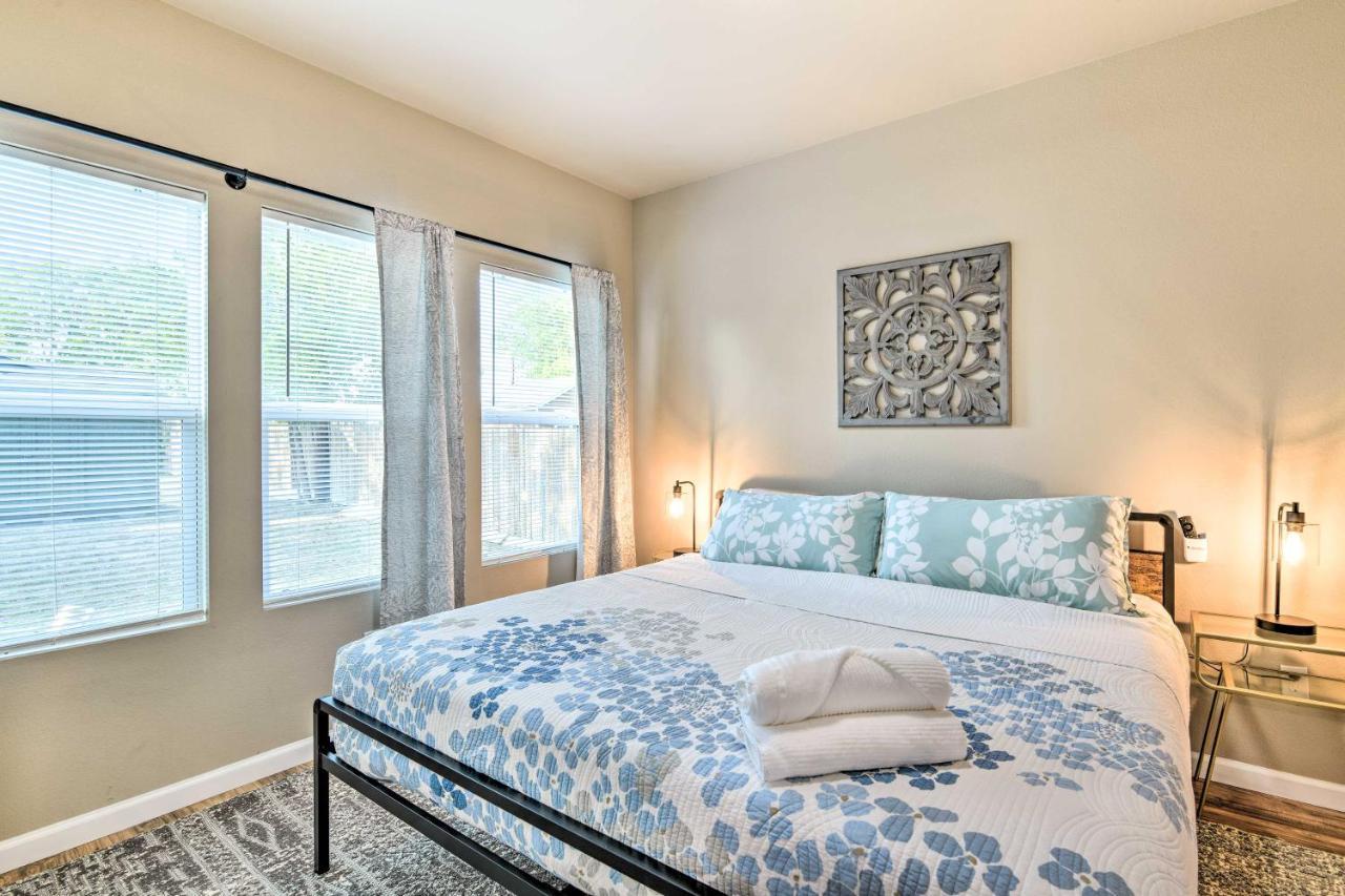 Holiday home Charming About 4 Mi To Downtown San Antonio