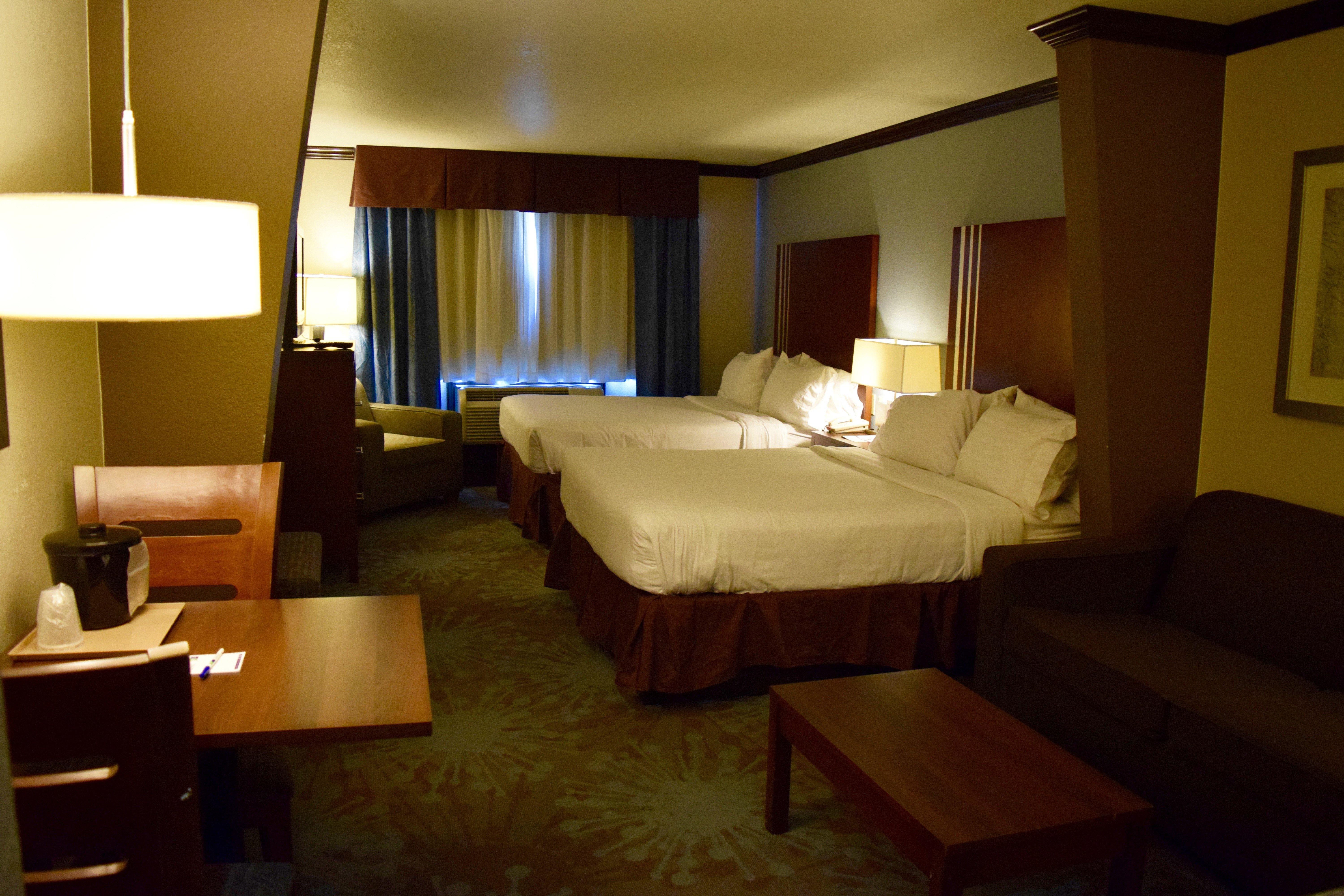Express & Nw Near Seaworld By Ihg Hotel San Antonio