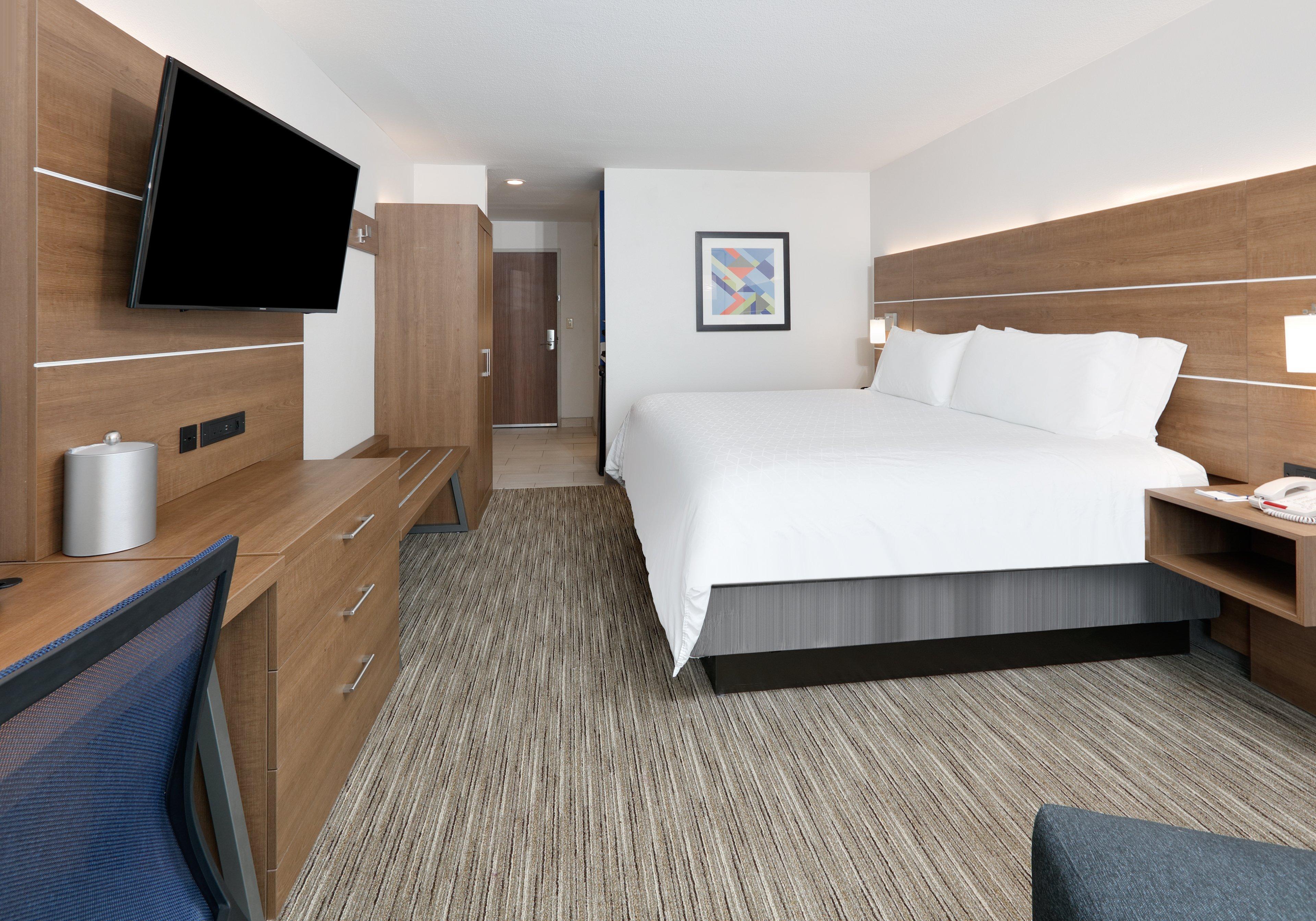 Express & Nw Near Seaworld By Ihg Hotel 2*