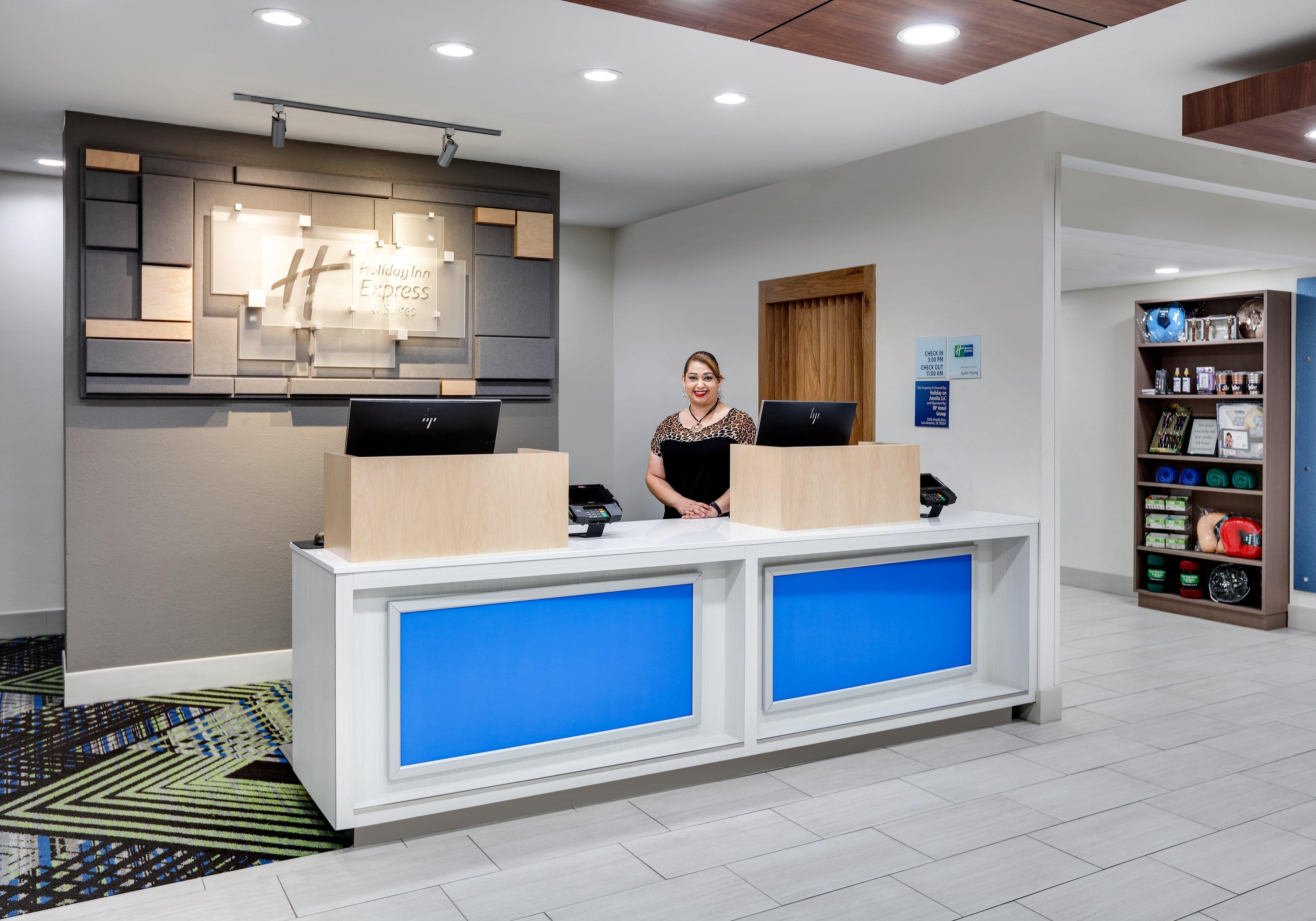 Express & Nw Near Seaworld By Ihg Hotel 2*