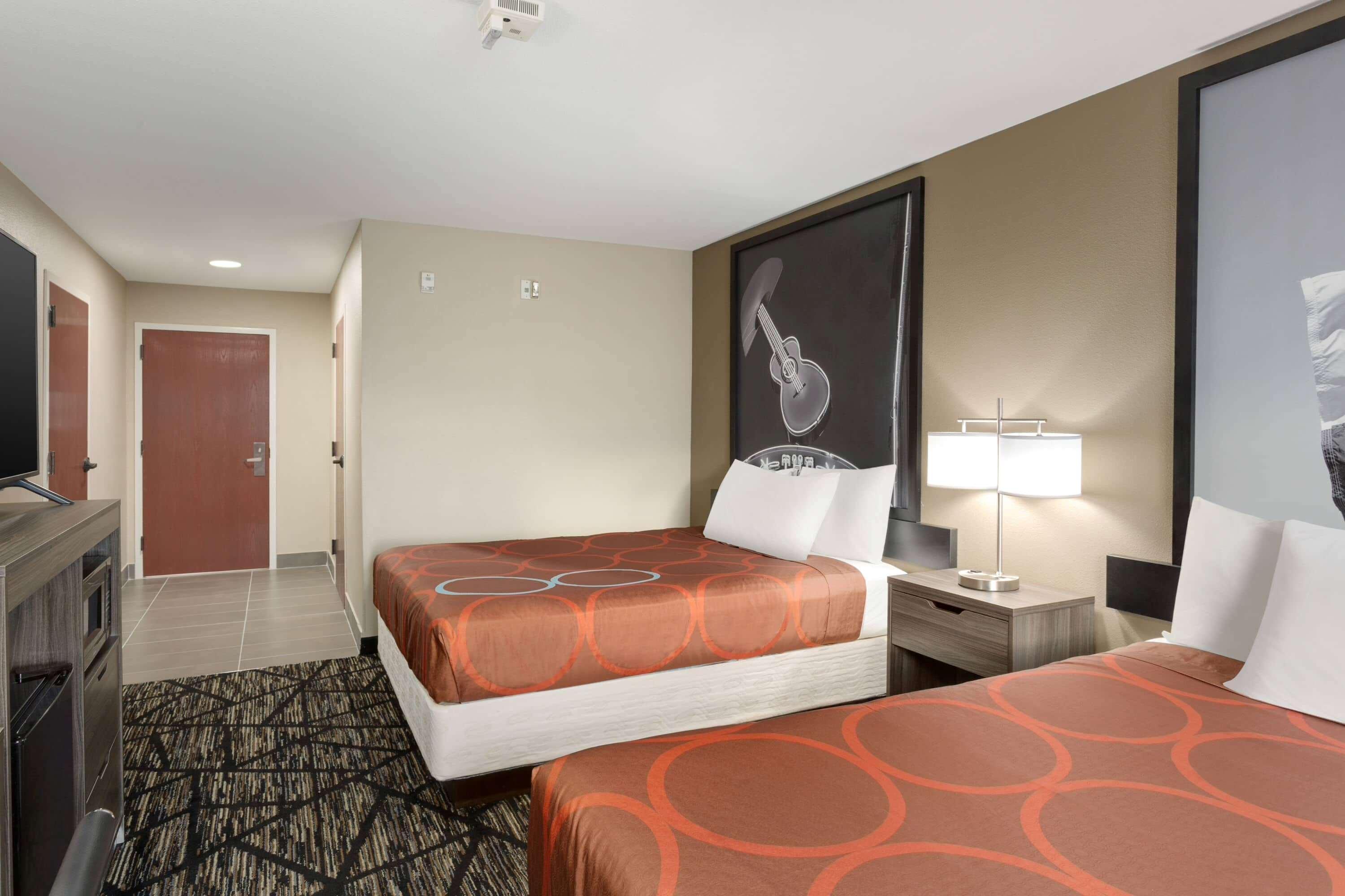 Super 8 By Wyndham Airport North San Antonio