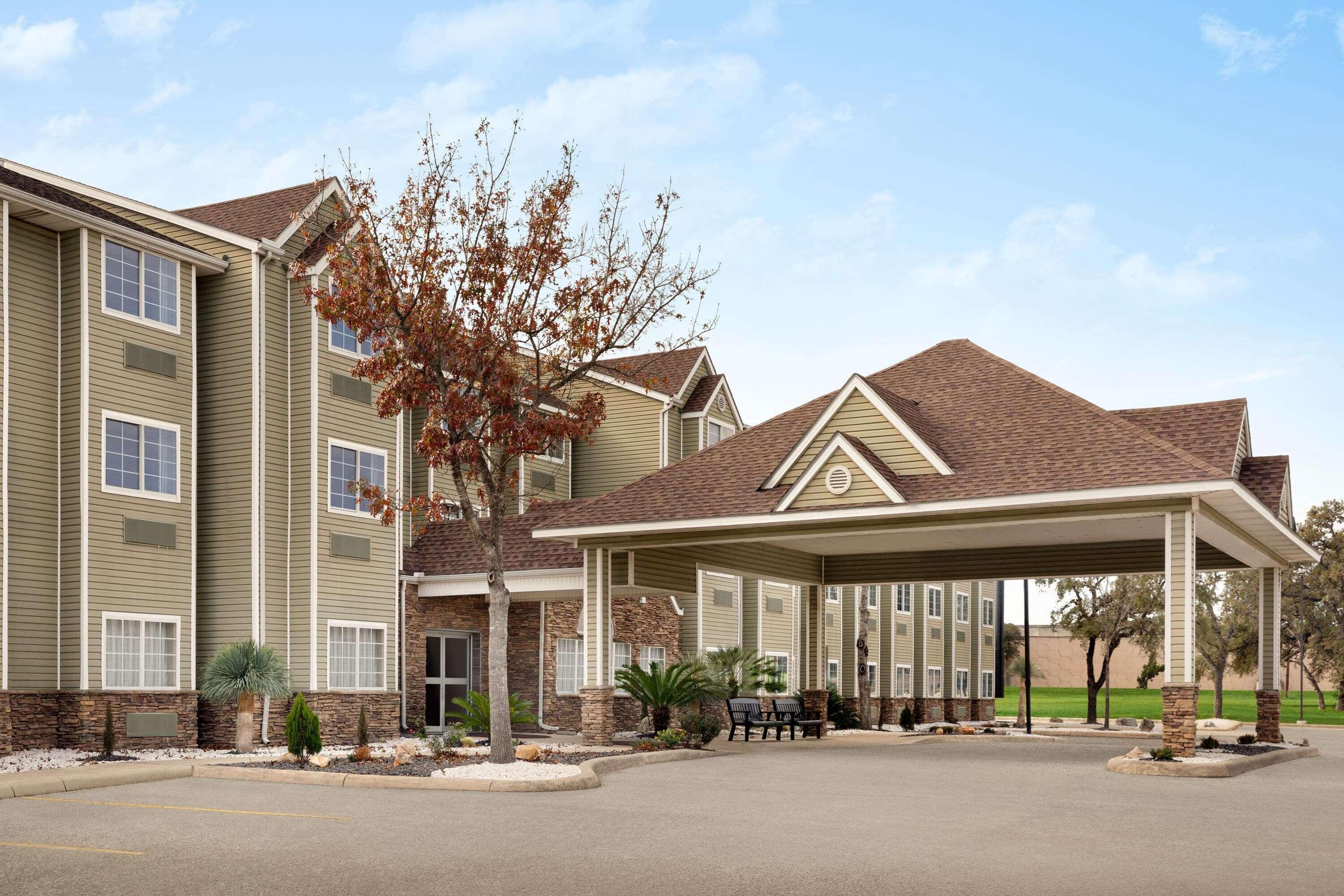 Super 8 By Wyndham Airport North 2* San Antonio