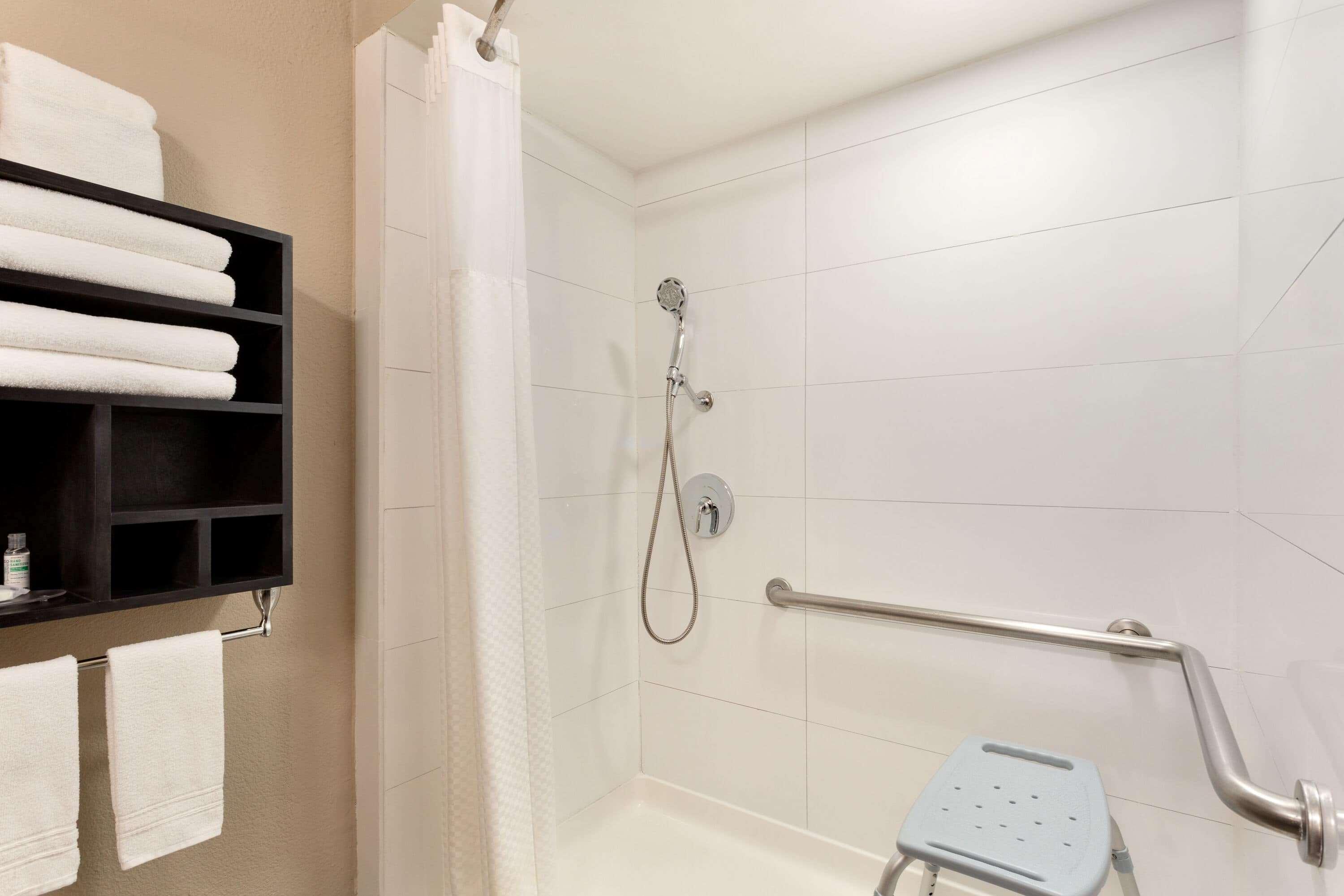 Hotel Super 8 By Wyndham Airport North San Antonio