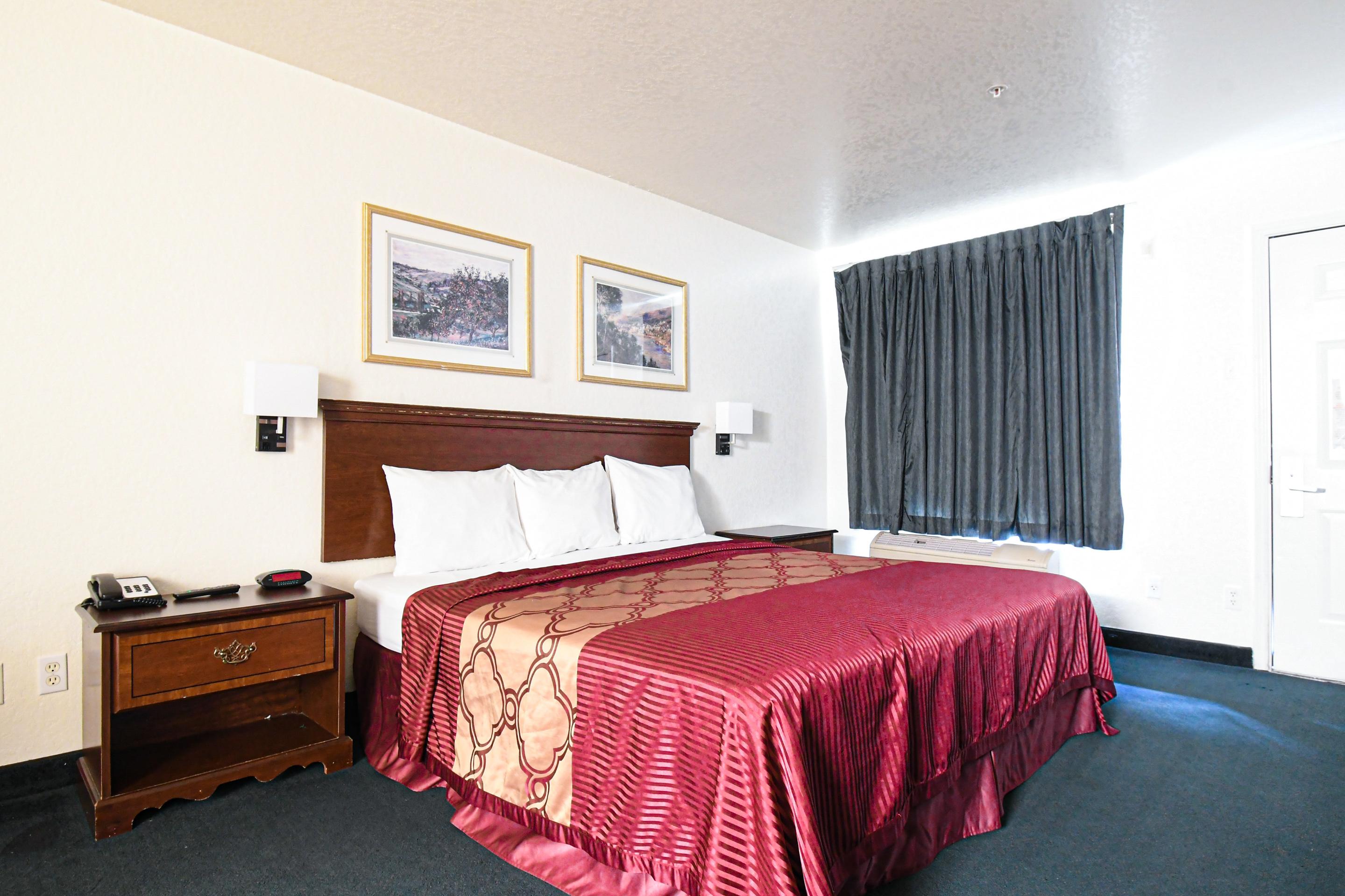 Hotel Oyo & Medical Center 2*