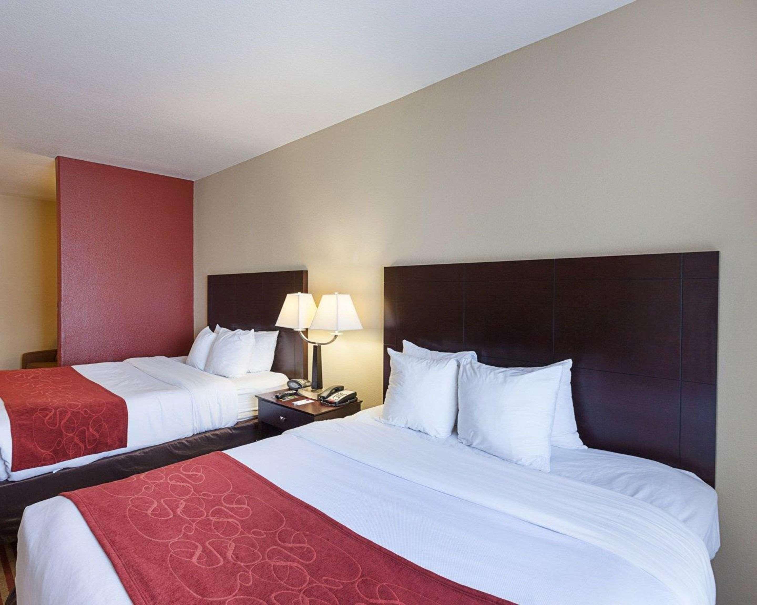 Comfort Medical Center Near Six Flags Hotel 3*
