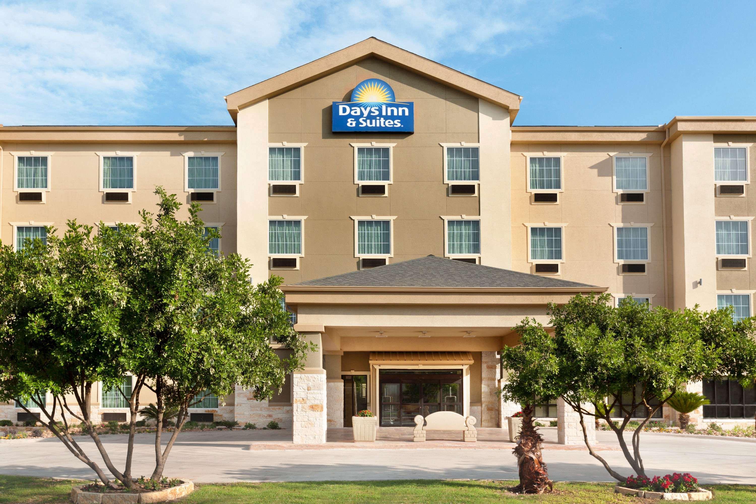 6 - East San Antonio