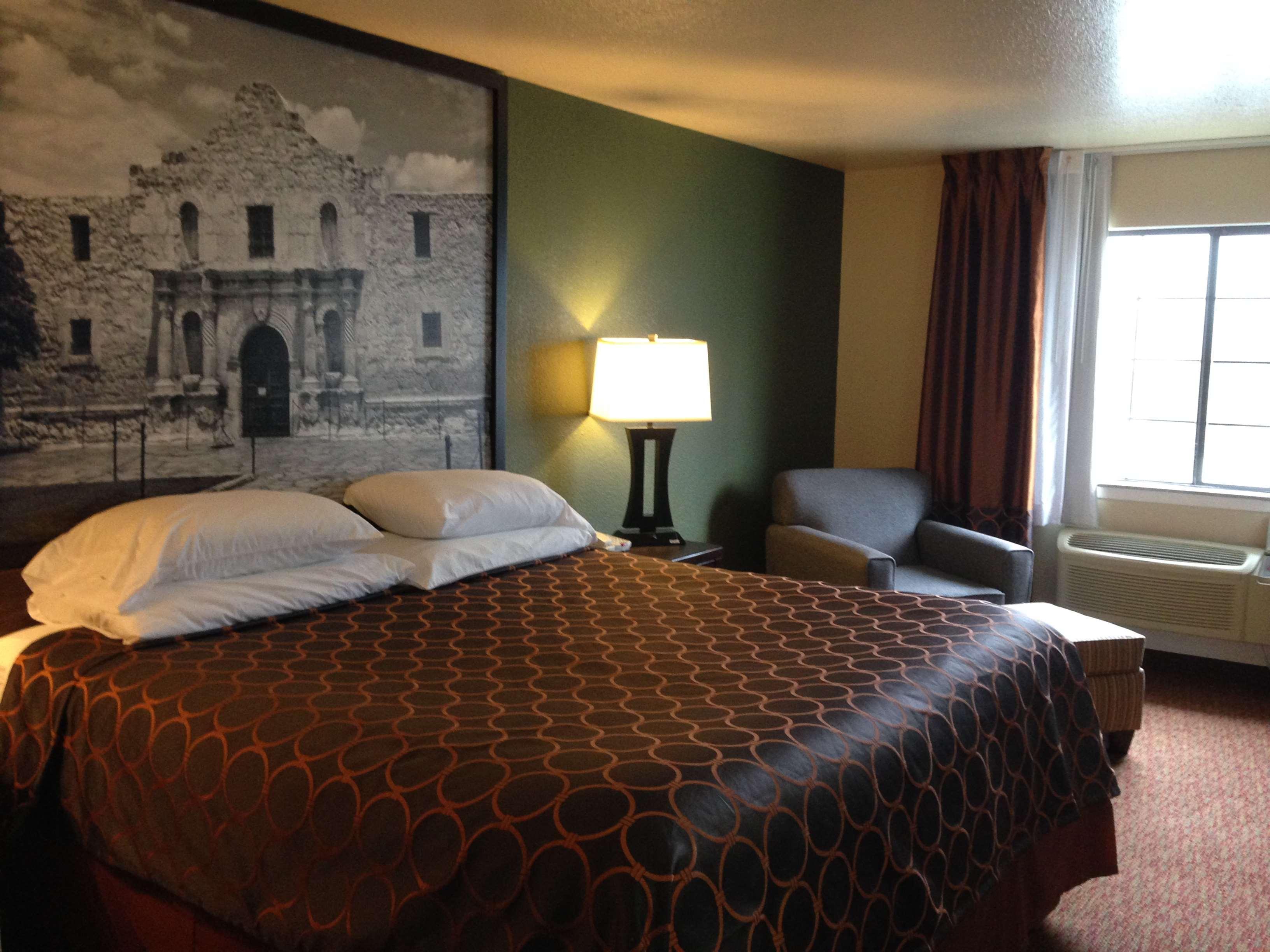 Surestay Plus By Best Western Airport 3* San Antonio