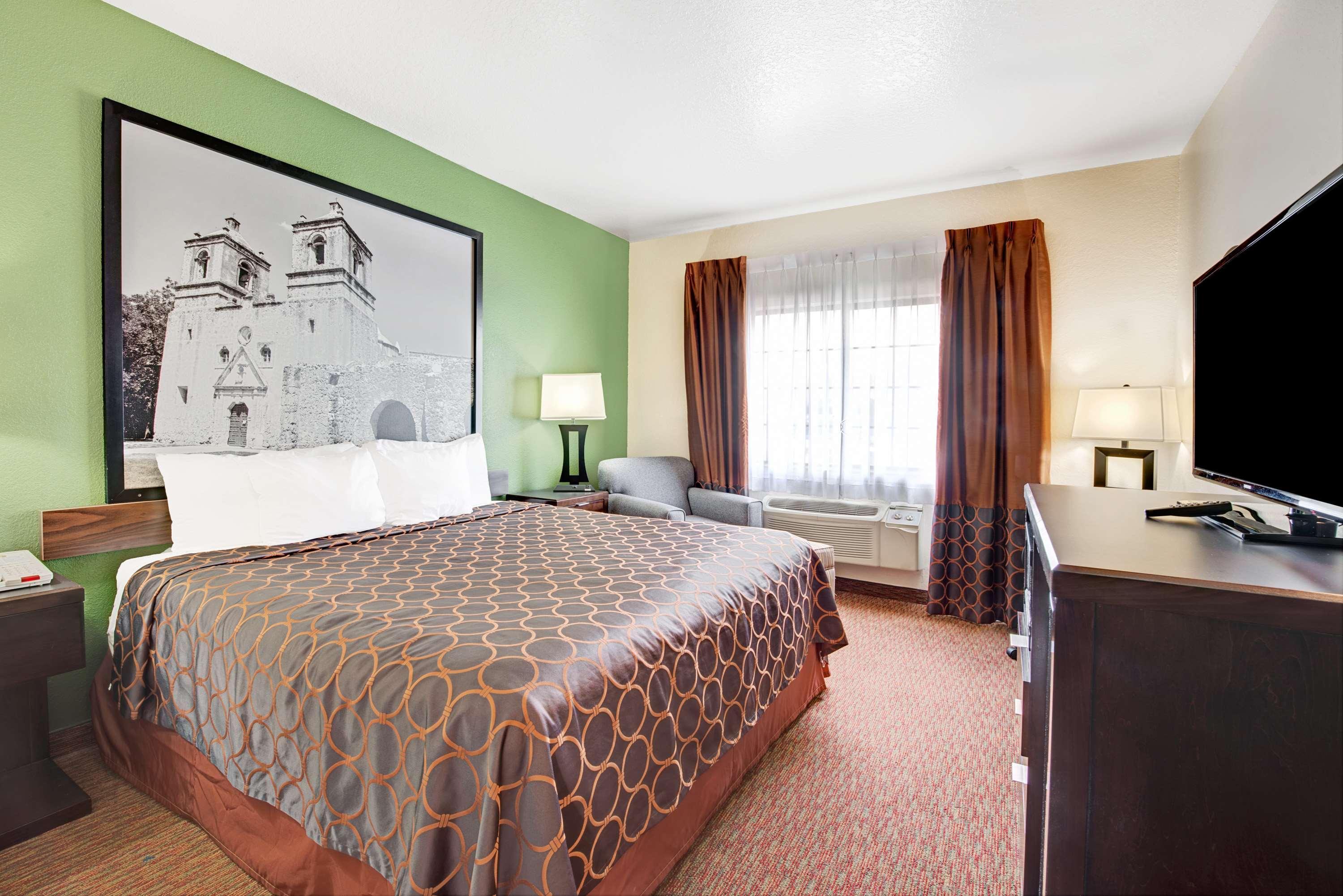 Hotel Surestay Plus By Best Western Airport San Antonio