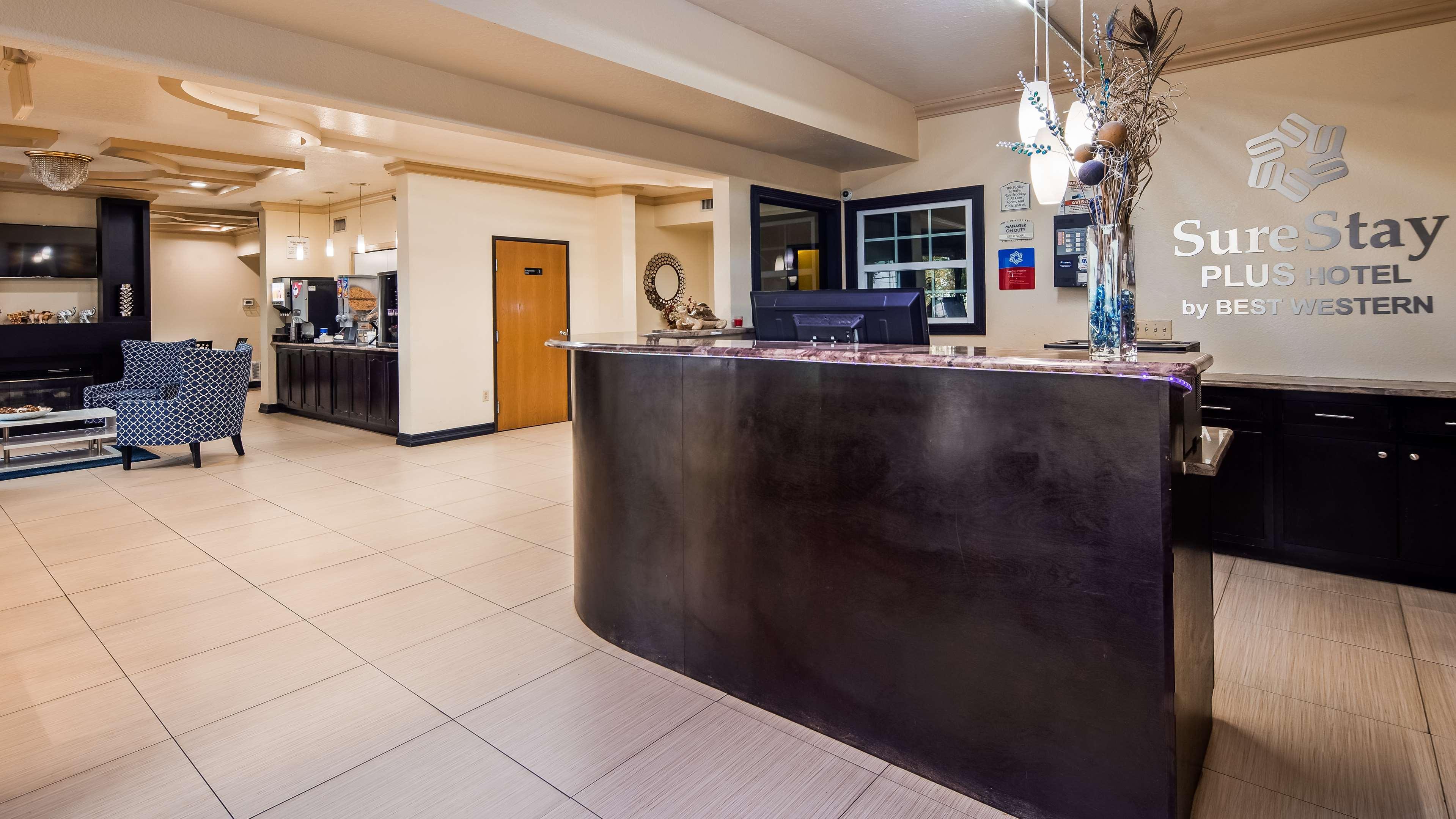 Hotel Surestay Plus By Best Western Airport San Antonio