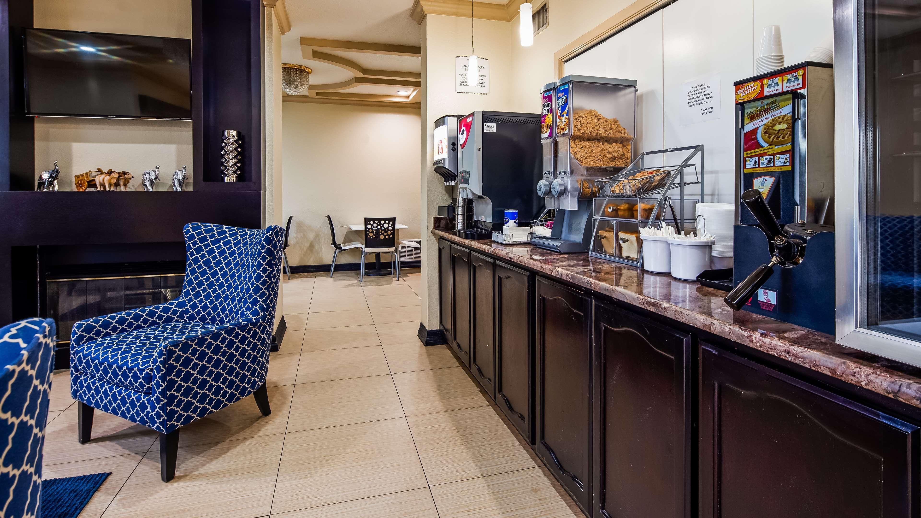 Hotel Surestay Plus By Best Western Airport San Antonio