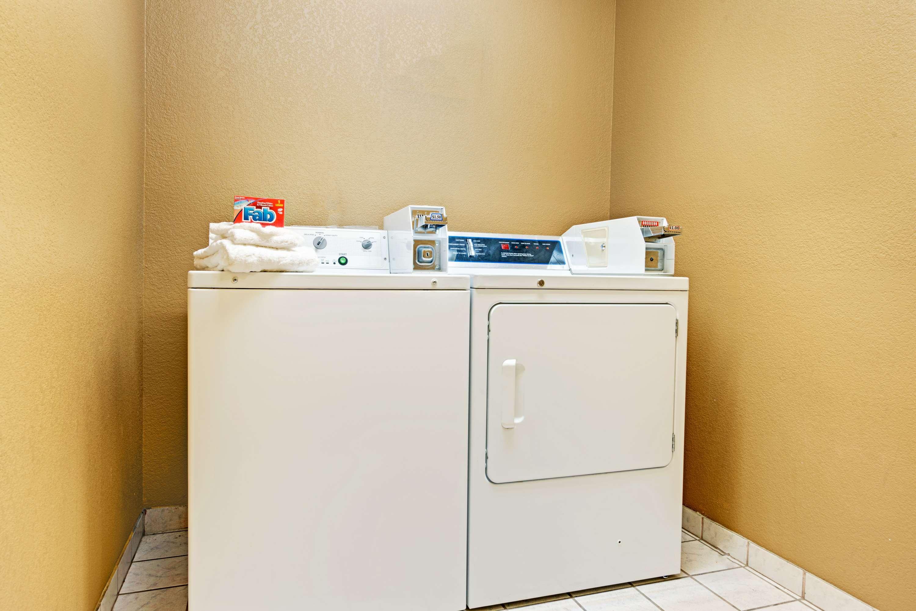 Surestay Plus By Best Western Airport Hotel 3*